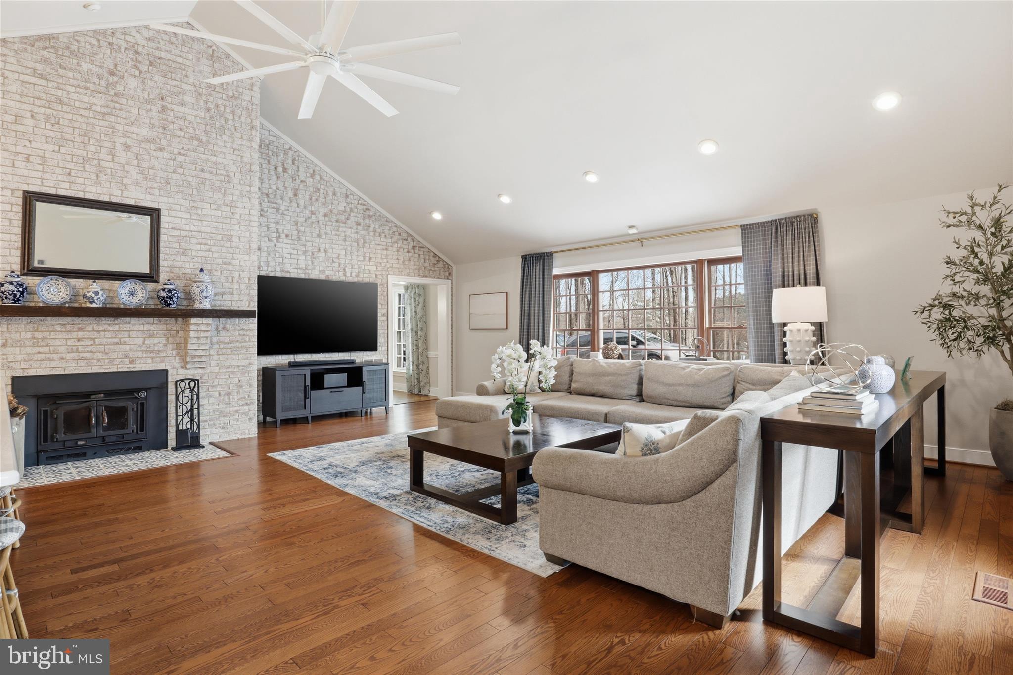 CEDAR KNOLL - Residential