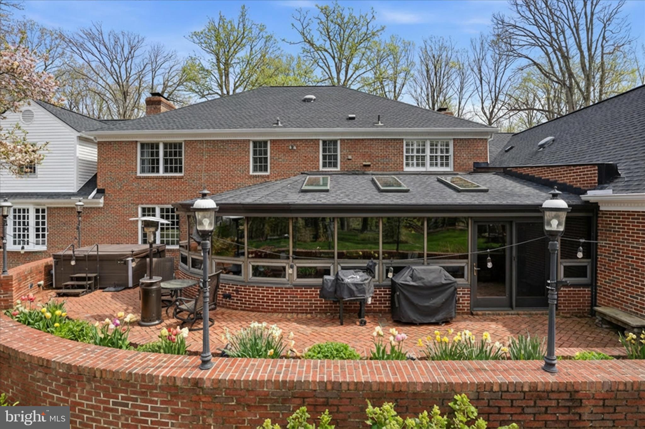 CEDAR KNOLL - Residential