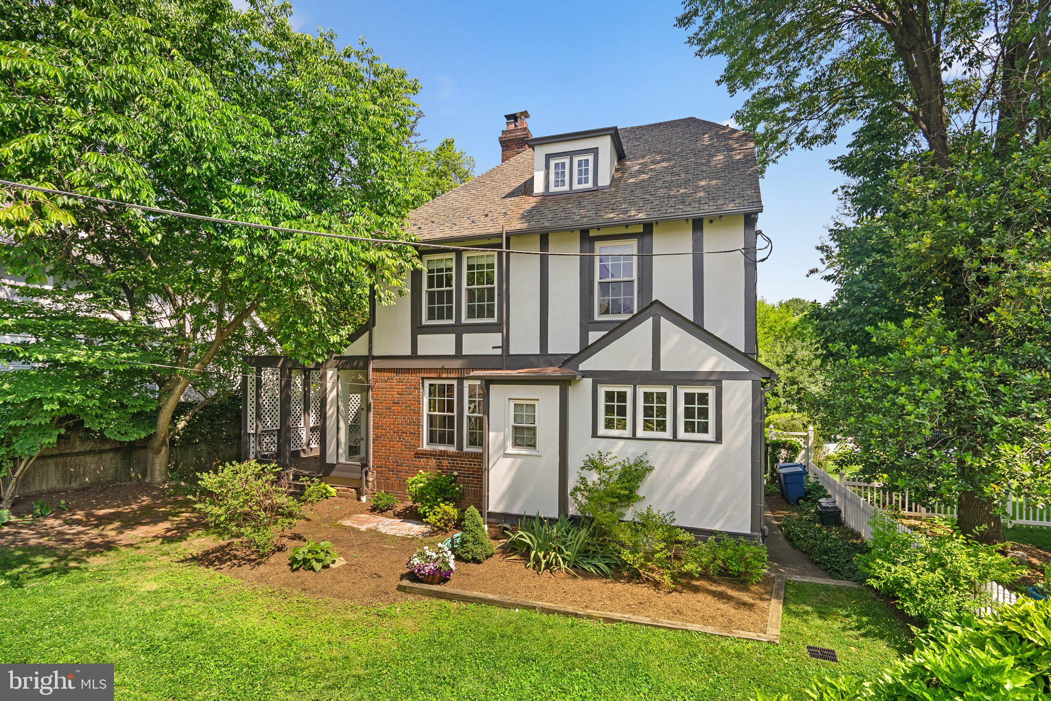 CHEVY CHASE - Residential Lease