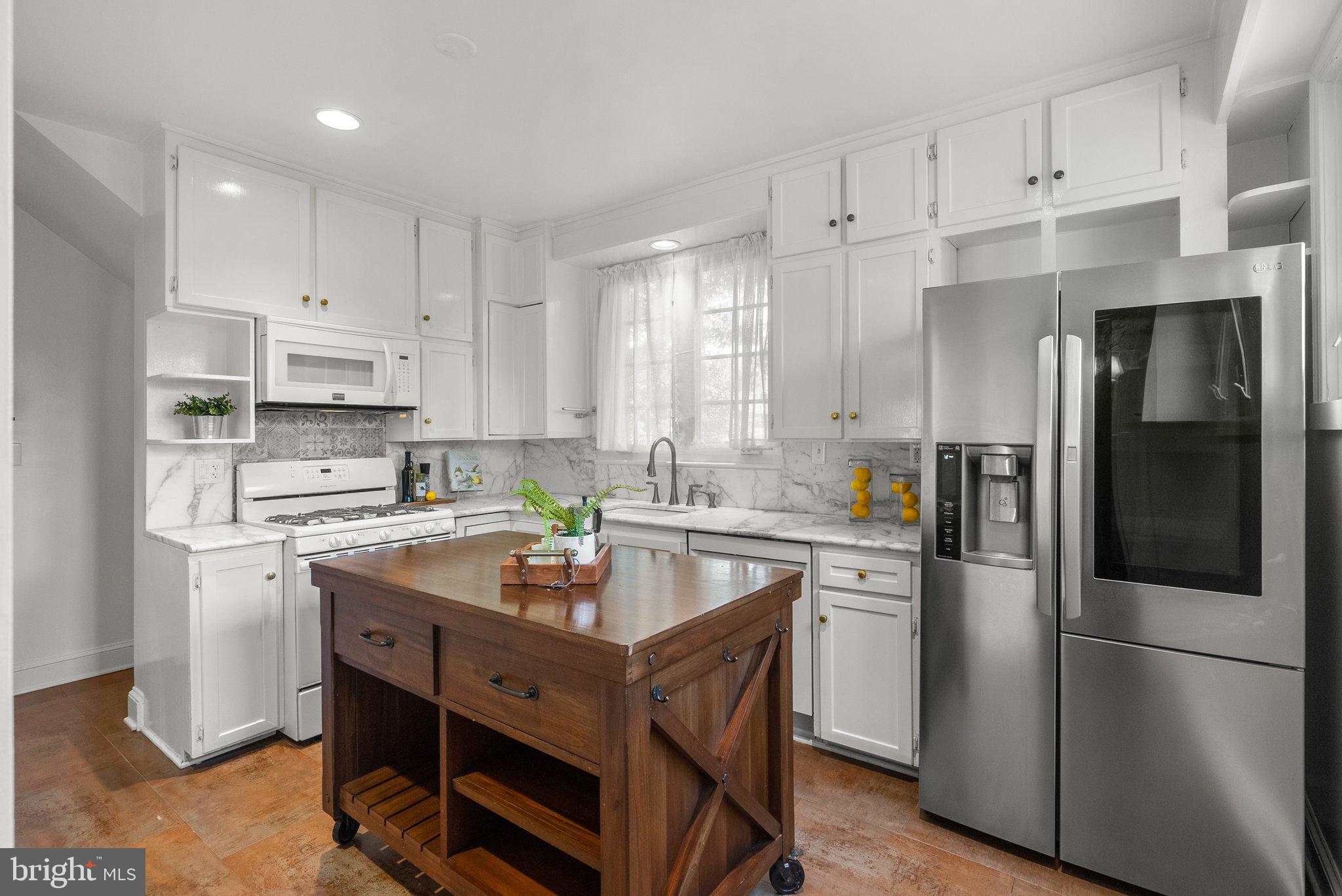 CHEVY CHASE - Residential Lease