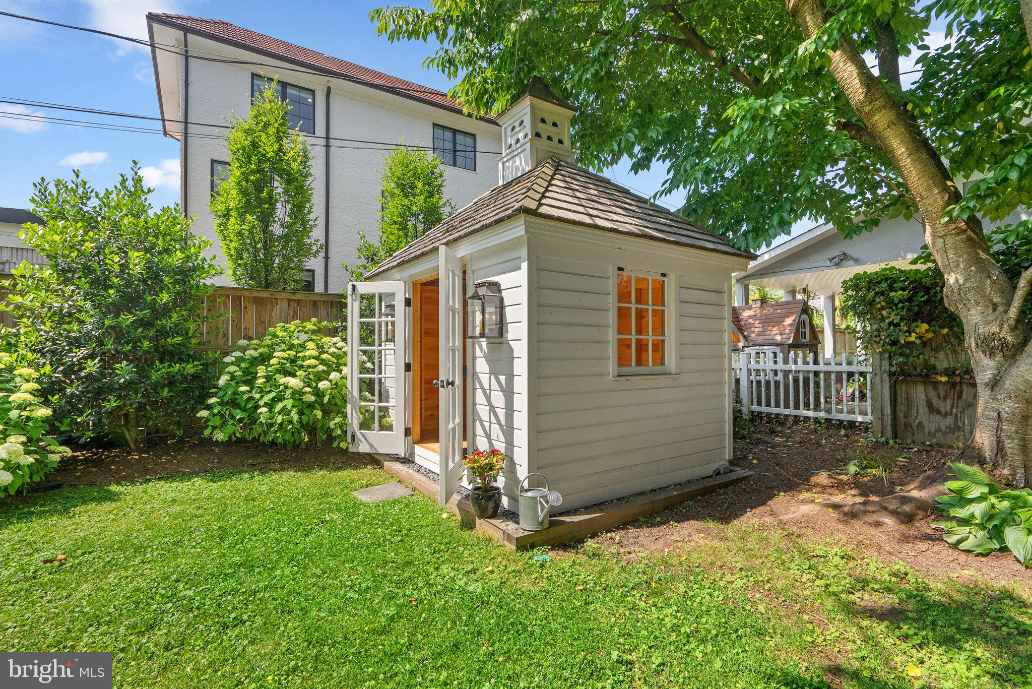 CHEVY CHASE - Residential Lease