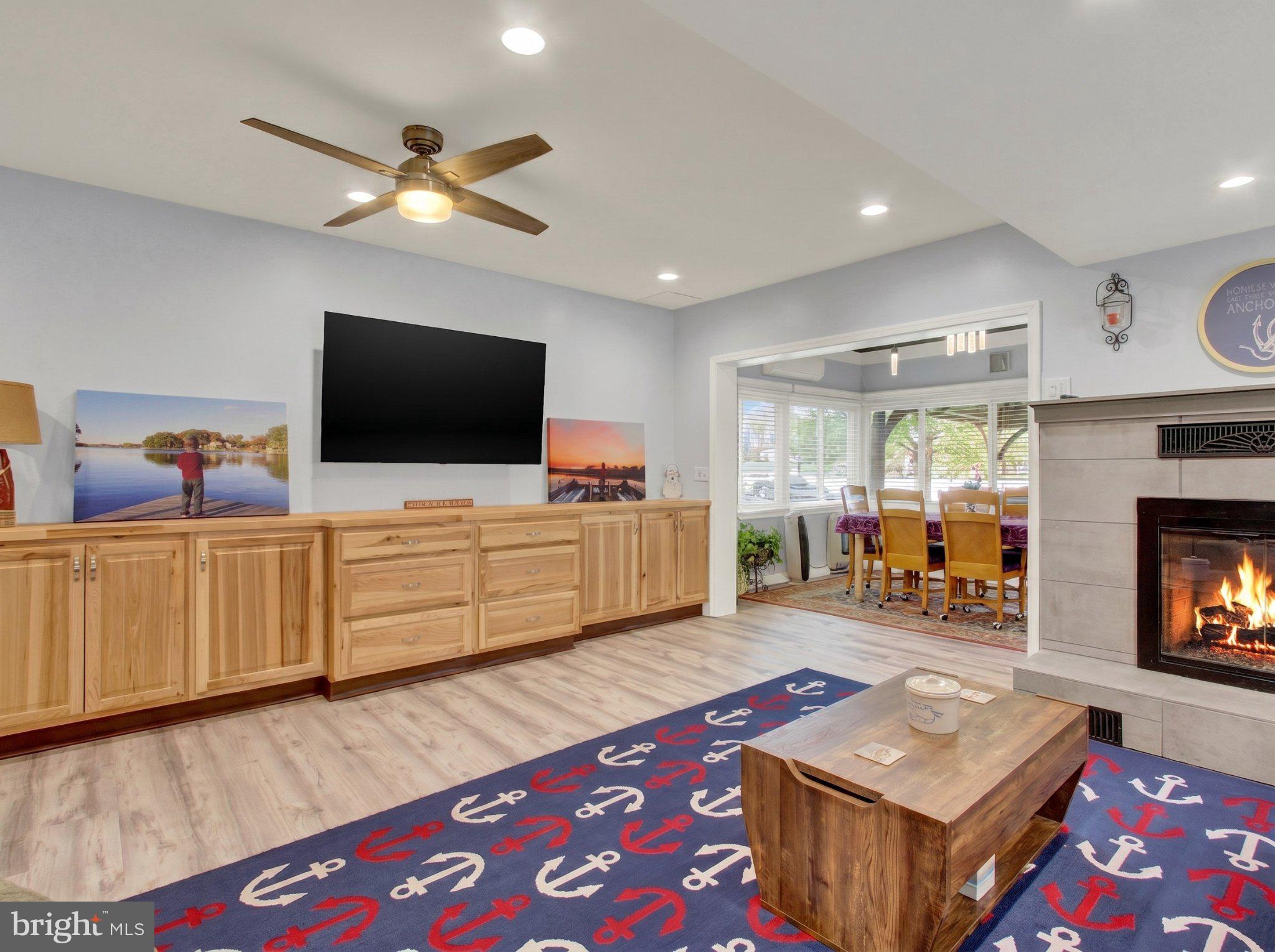 LAKE MEADE - Residential