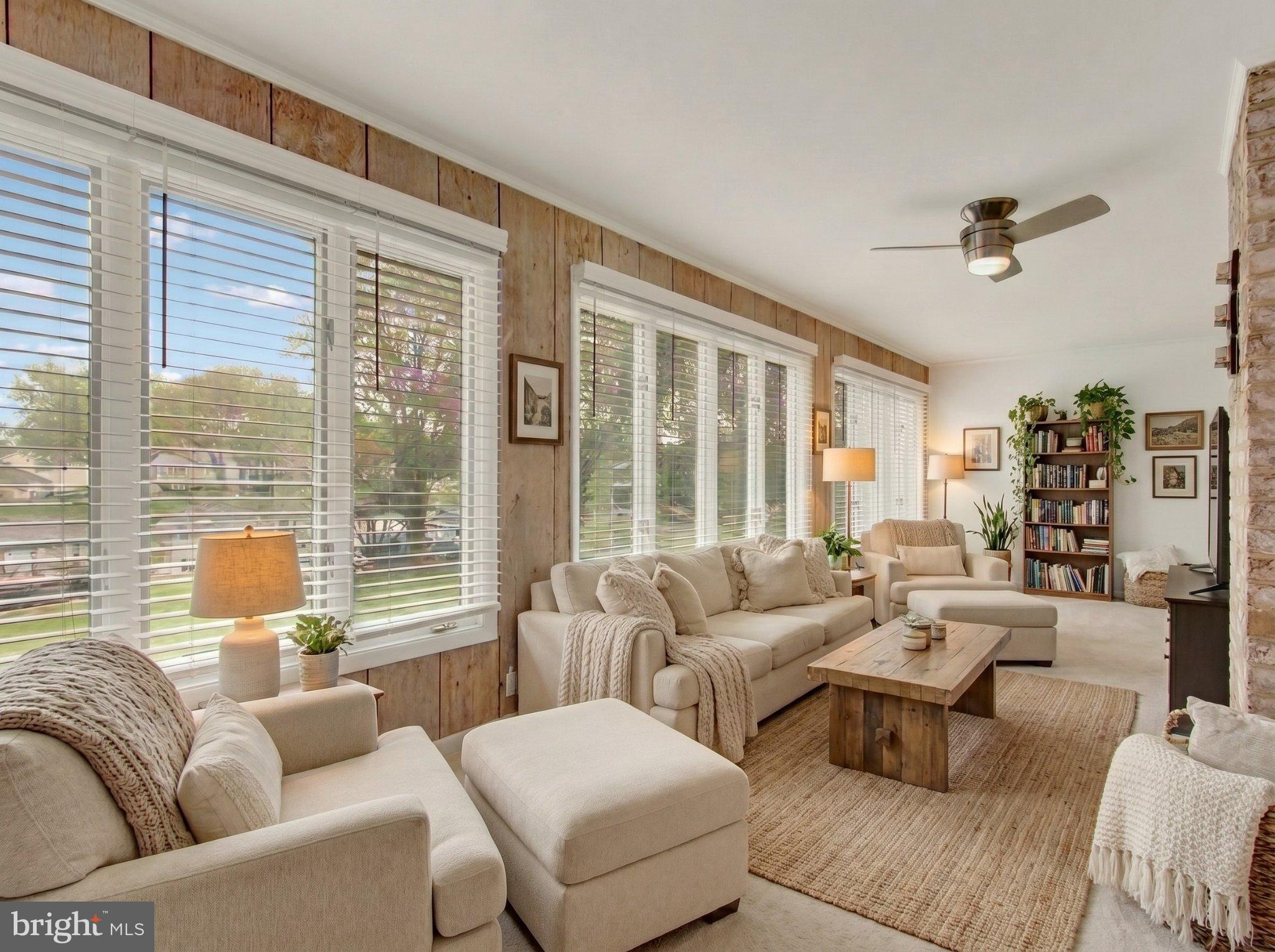 LAKE MEADE - Residential