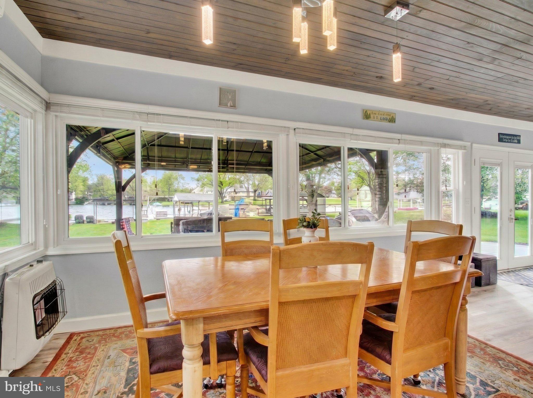 LAKE MEADE - Residential