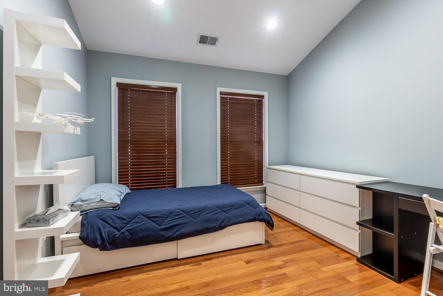 PROVIDENCE PARK - Residential