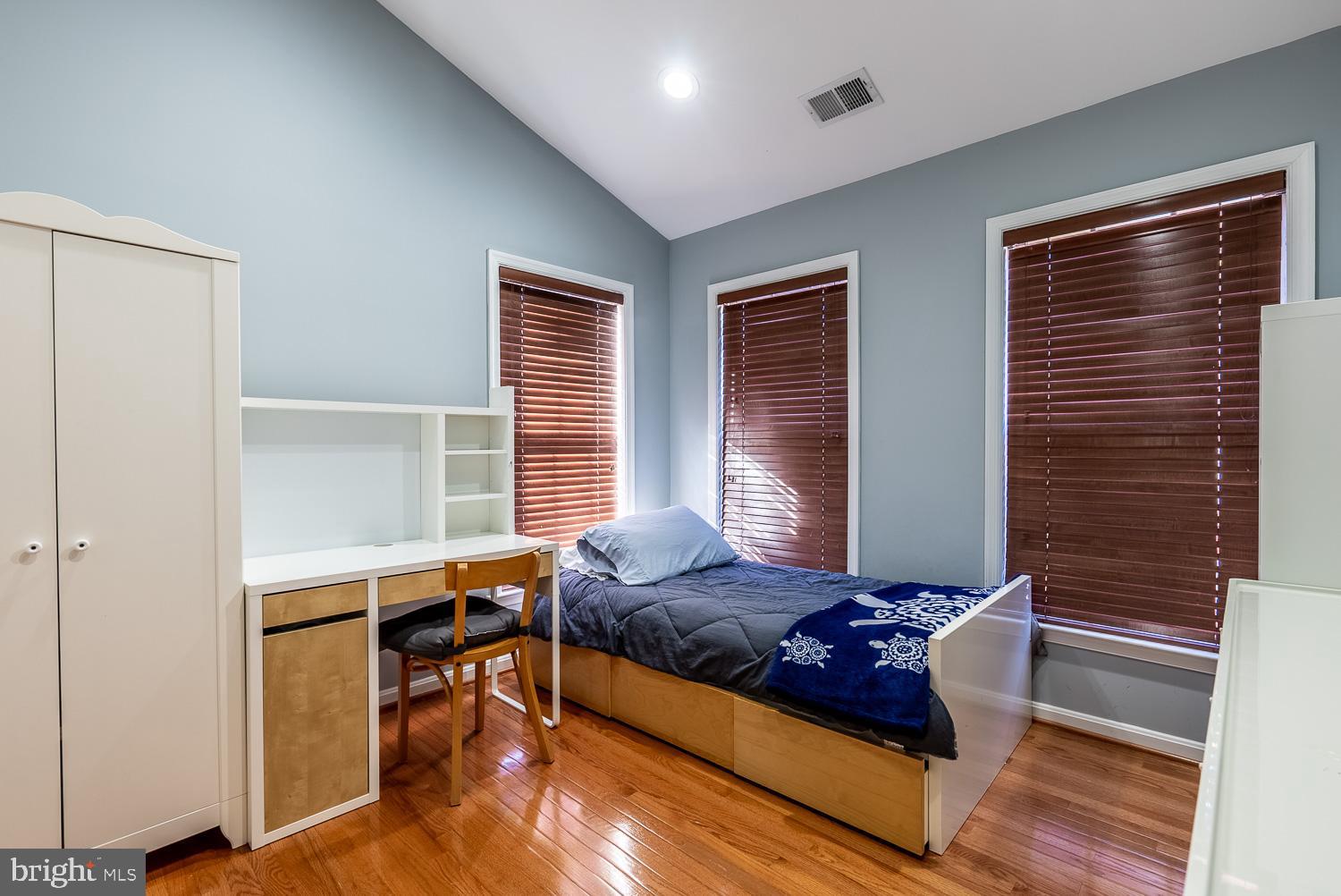 PROVIDENCE PARK - Residential