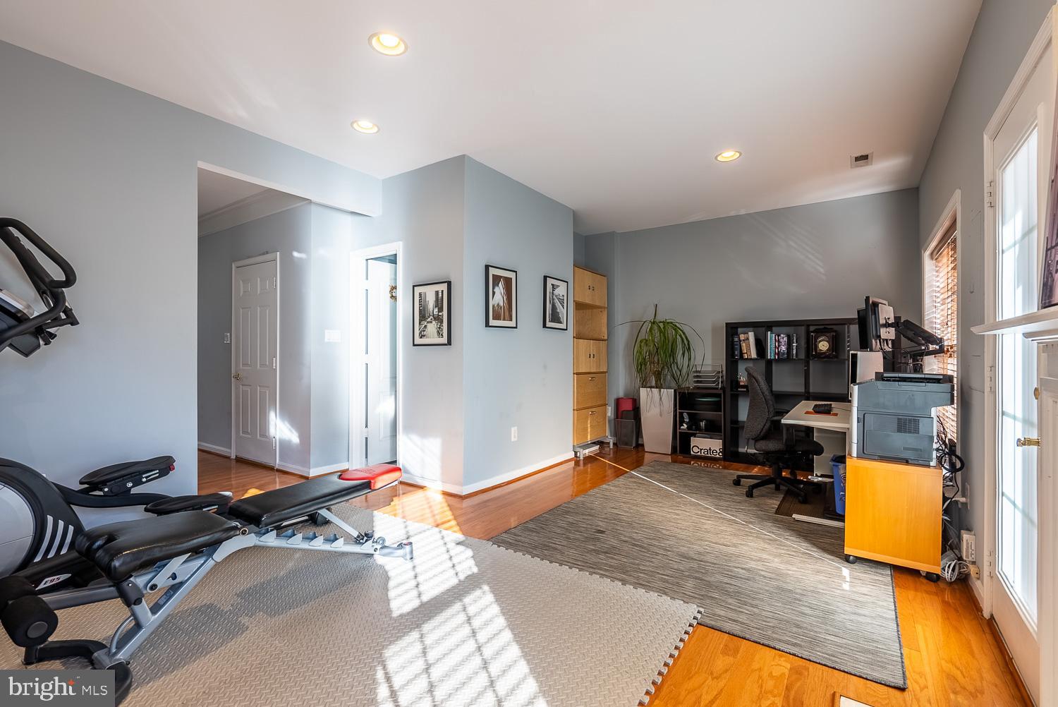 PROVIDENCE PARK - Residential