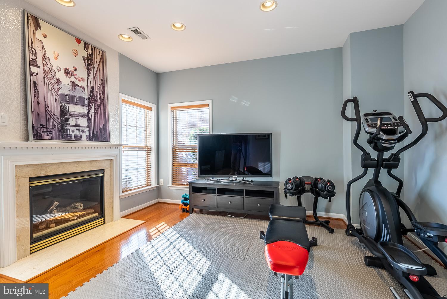 PROVIDENCE PARK - Residential