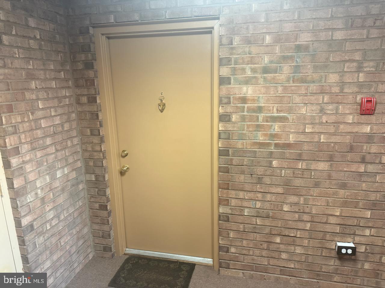 MAGNOLIA WOODS CONDOMINIUMS - Residential