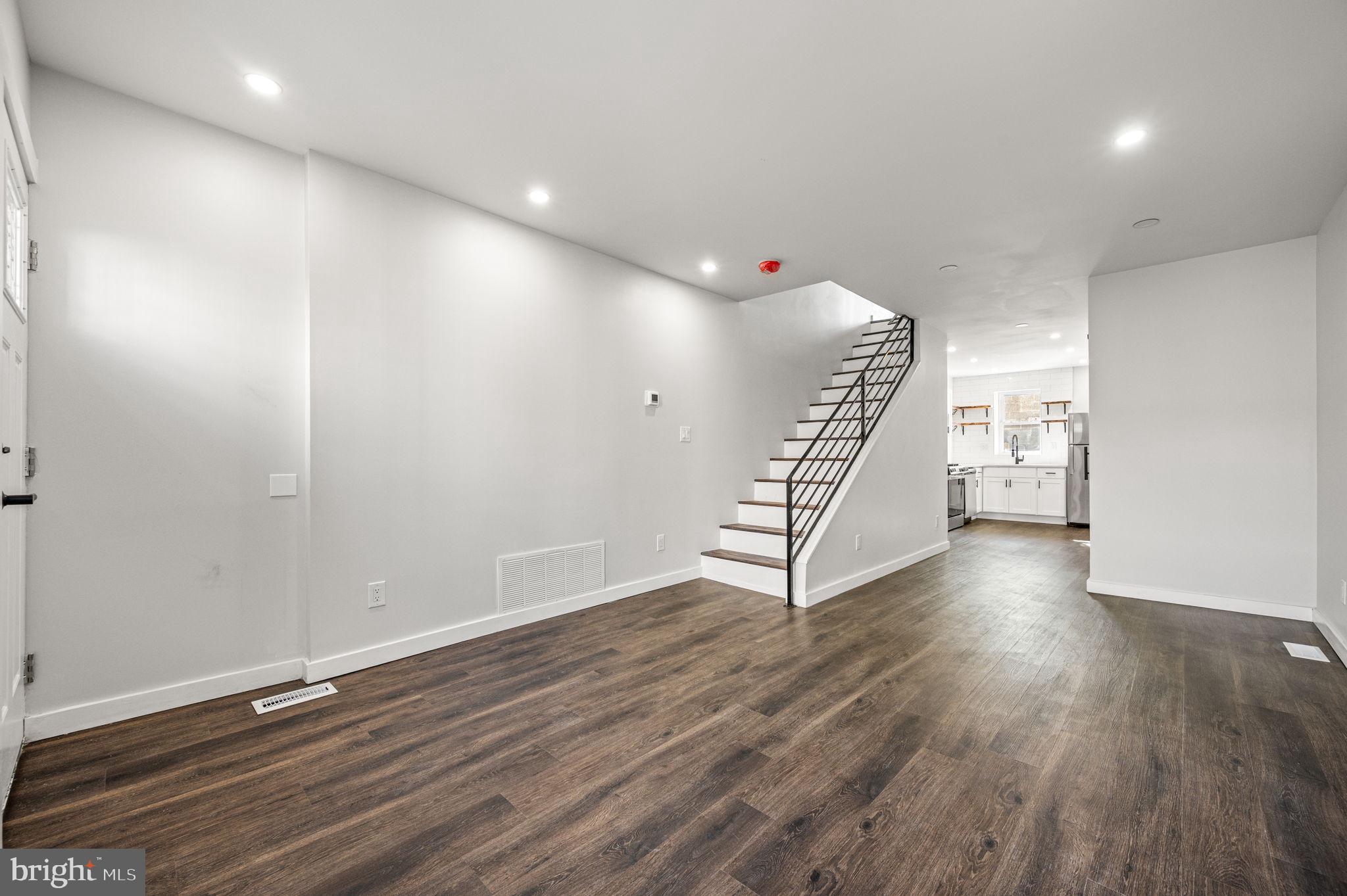 1230 S HARMONY STREET