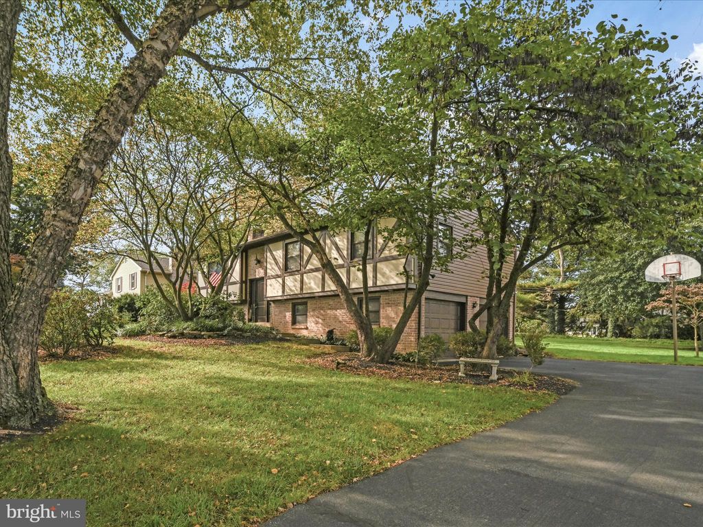 Photo of 12 Country Side LANE, Leola, PA 17540 (MLS # PALA2042052)