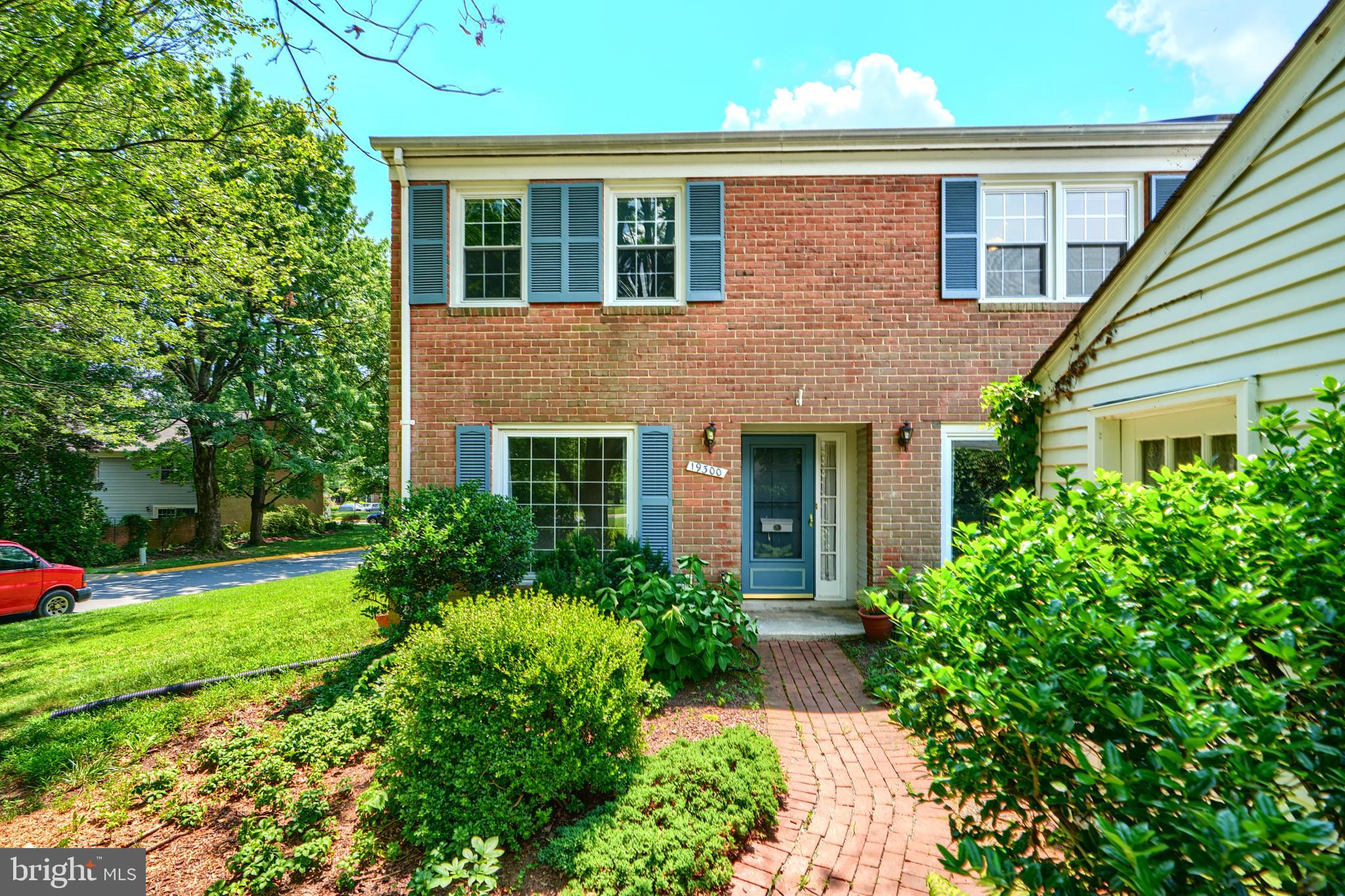 Welcome to this beautifully bright and airy end unit townhouse in Montgomery Village with a garage! More than enough room to suit your needs with 3 bedrooms and 2.5 bathrooms. 2,100 square feet inside with ample storage and work space.
Outside, enjoy an updated fully fenced-in backyard with a patio, great for entertaining or relaxing. This home is conveniently located near major commuter routes, including I-270 and MD-370, with easy access to public bus service for commuting options throughout the area. Shopping and dining are just minutes away.