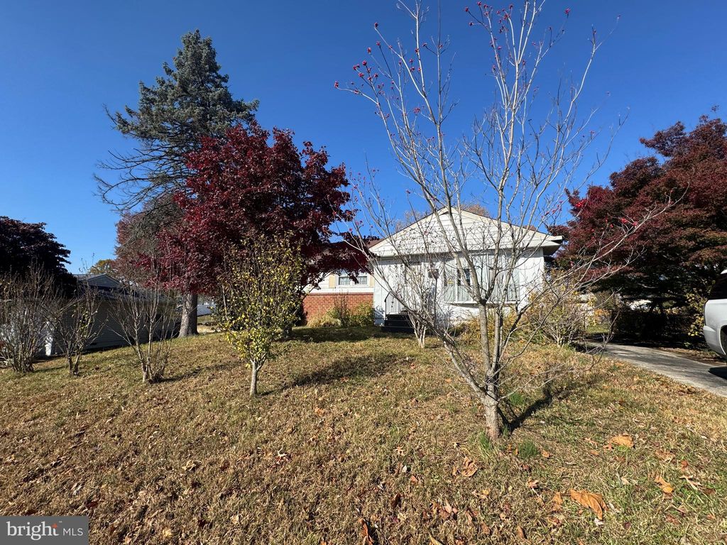 Photo of 3723 Ridgewood Lane, BROOKHAVEN, PA 19015 (MLS # PADE2105282)