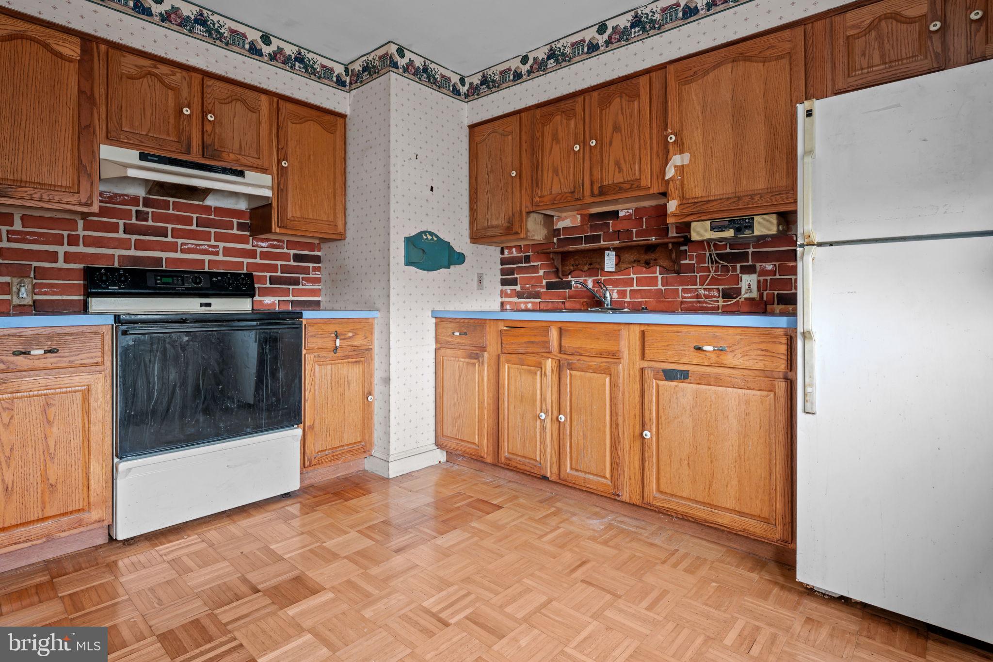 BROOKHAVEN - Residential