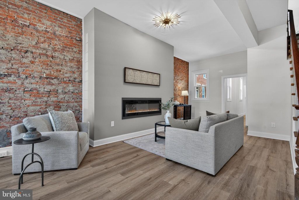 Photo of 823 N Queen St, LANCASTER, PA 17603 (MLS # PALA2088572)