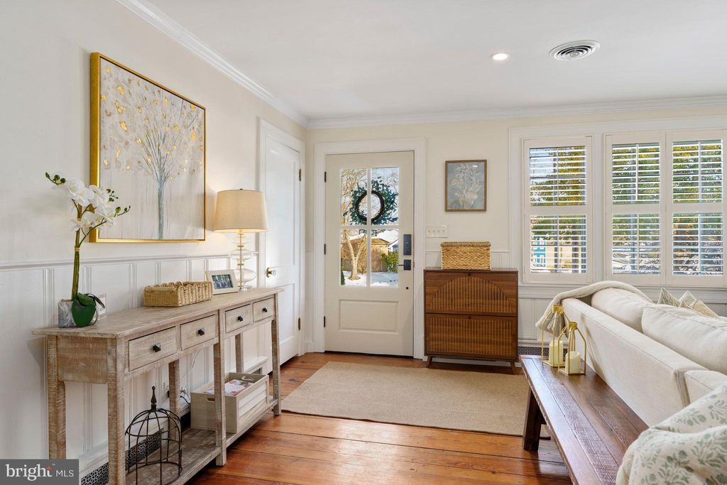 Photo of 3531 S River Terrace, EDGEWATER, MD 21037 (MLS # MDAA2135512)