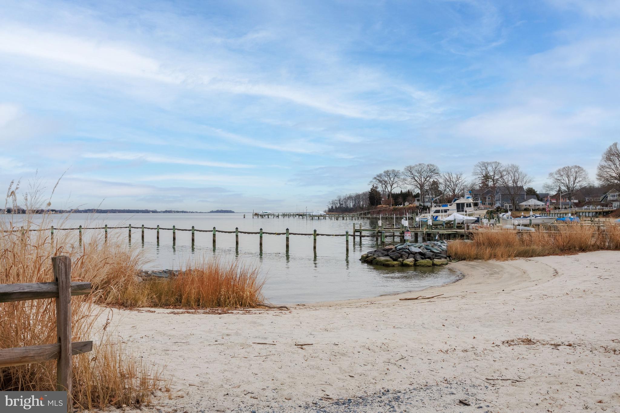 LOCH HAVEN BEACH - Residential