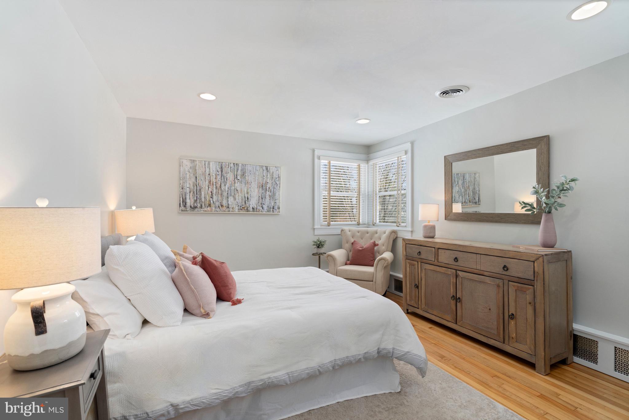 LOCH HAVEN BEACH - Residential