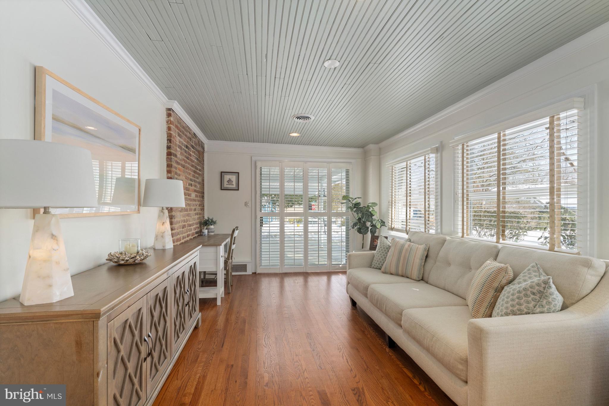 LOCH HAVEN BEACH - Residential