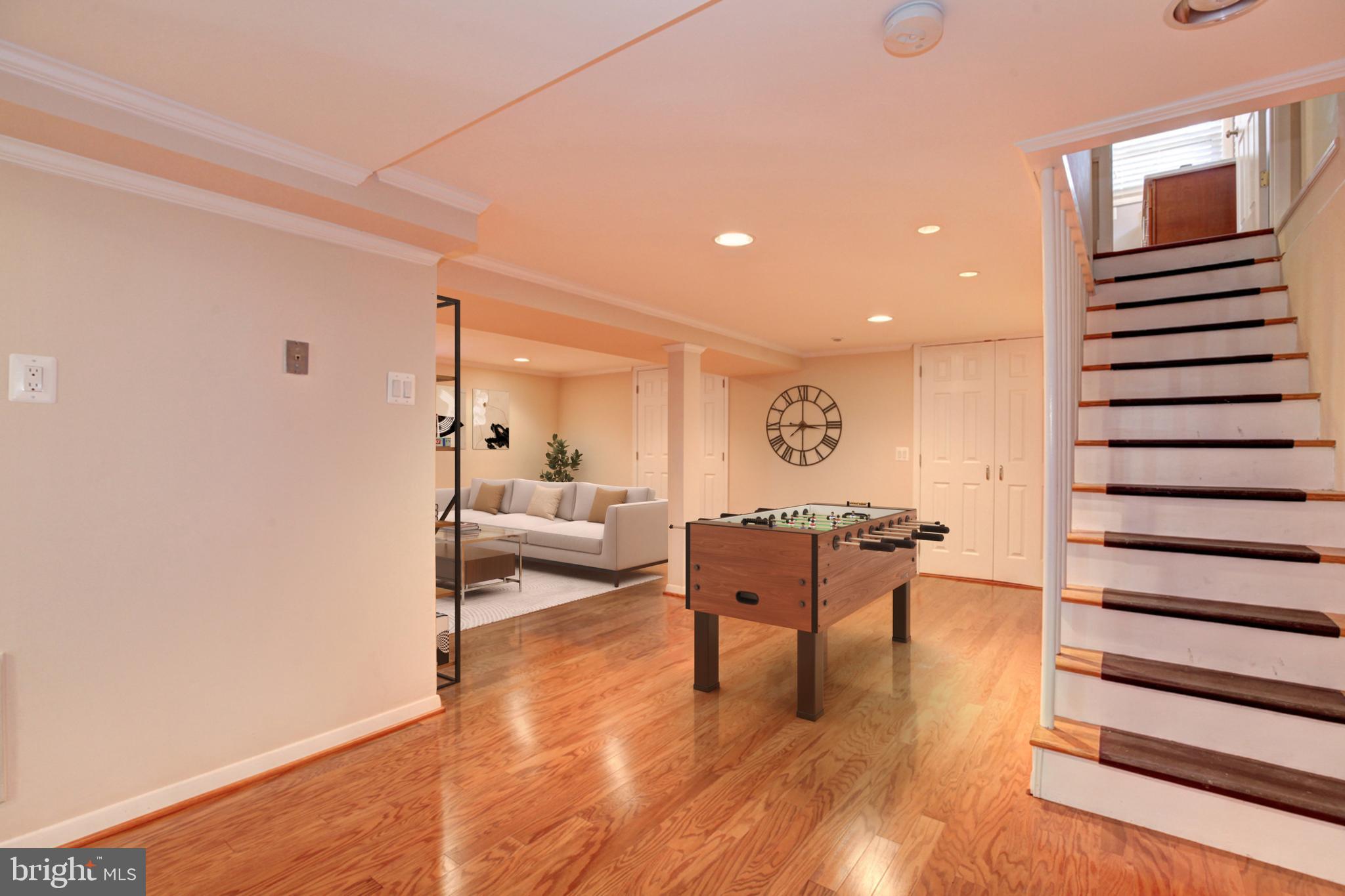 EAST VIENNA WOODS - Residential Lease