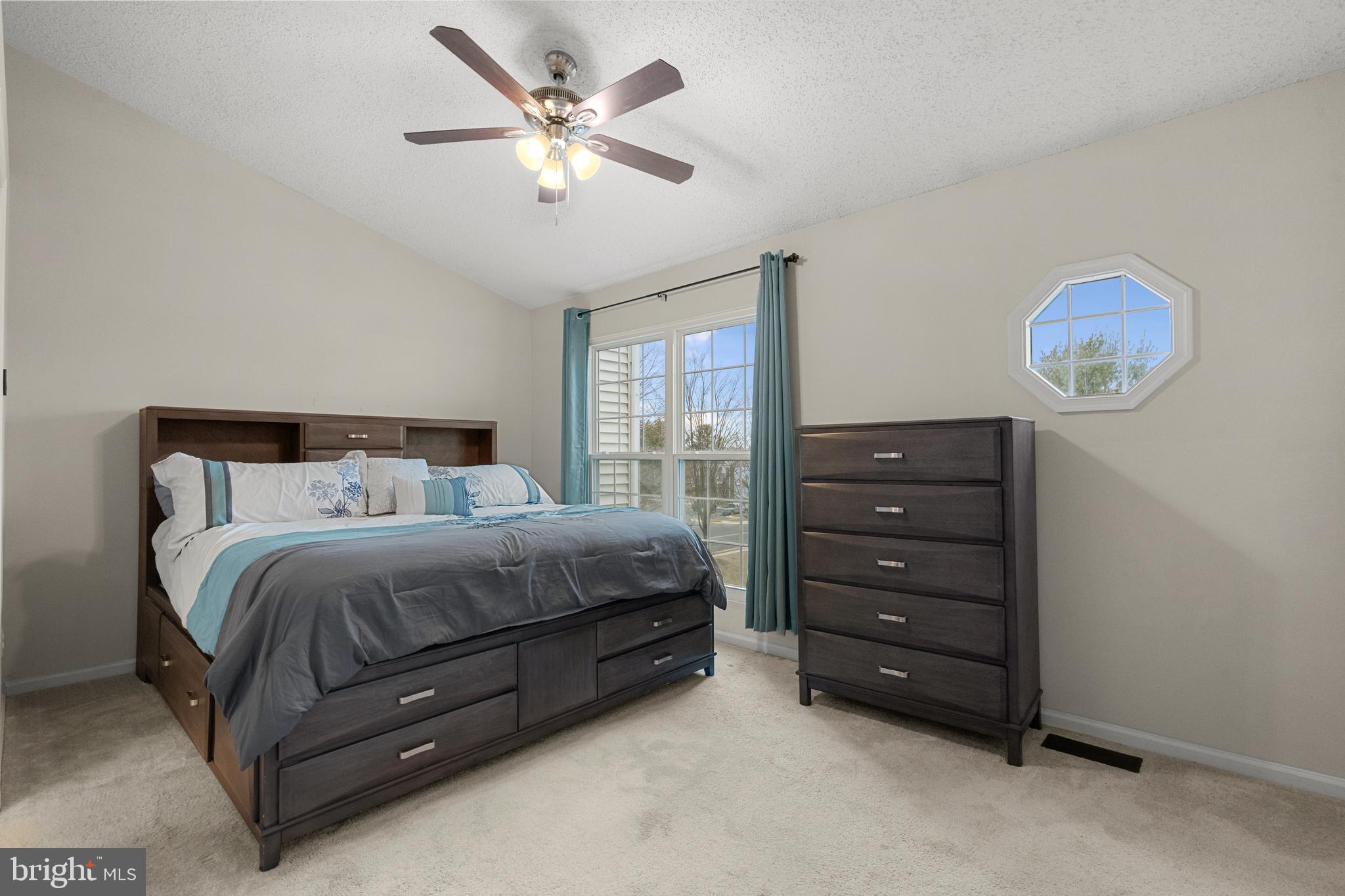 CARNABY SQUARE - Residential