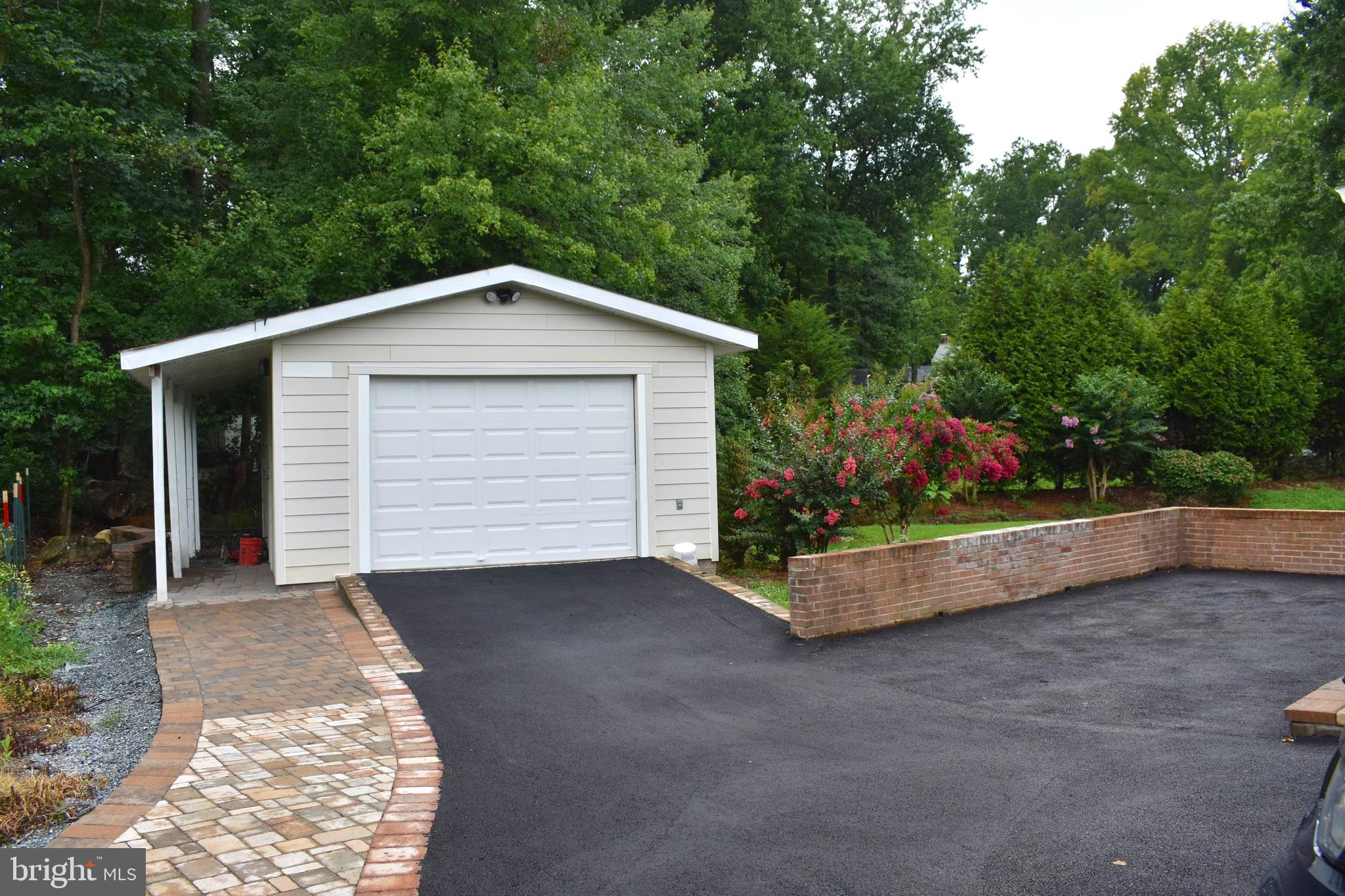 12288 WENDY LANE
