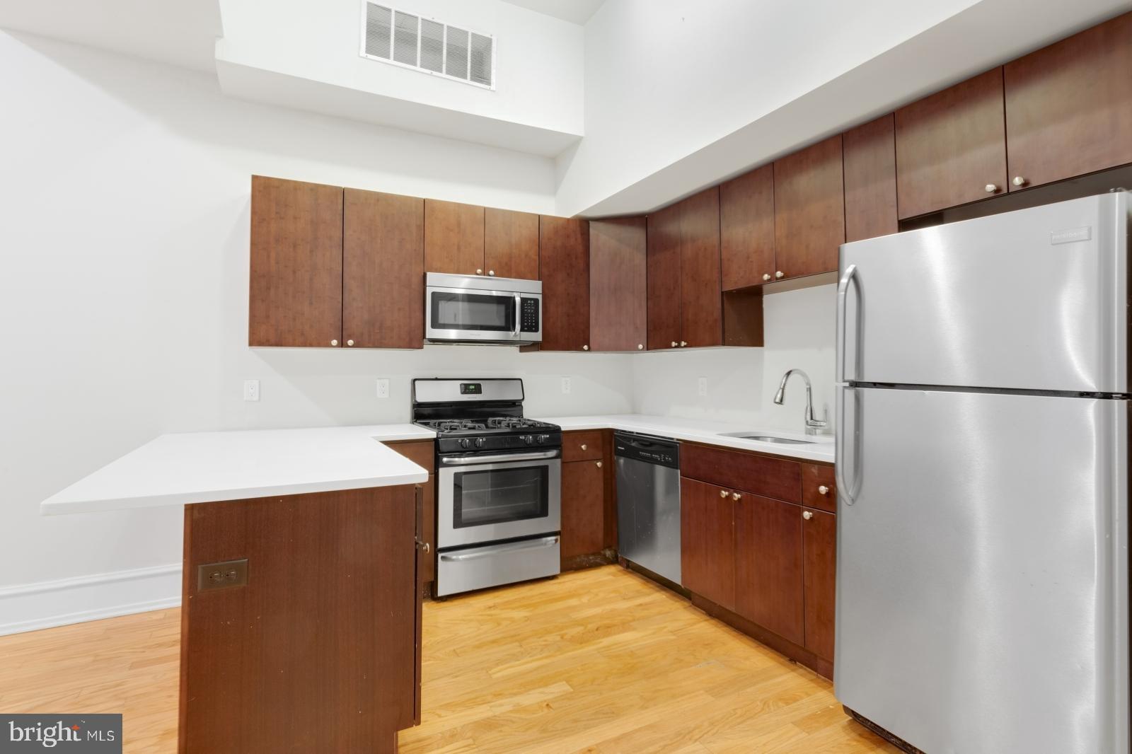 FISHTOWN - Residential Lease