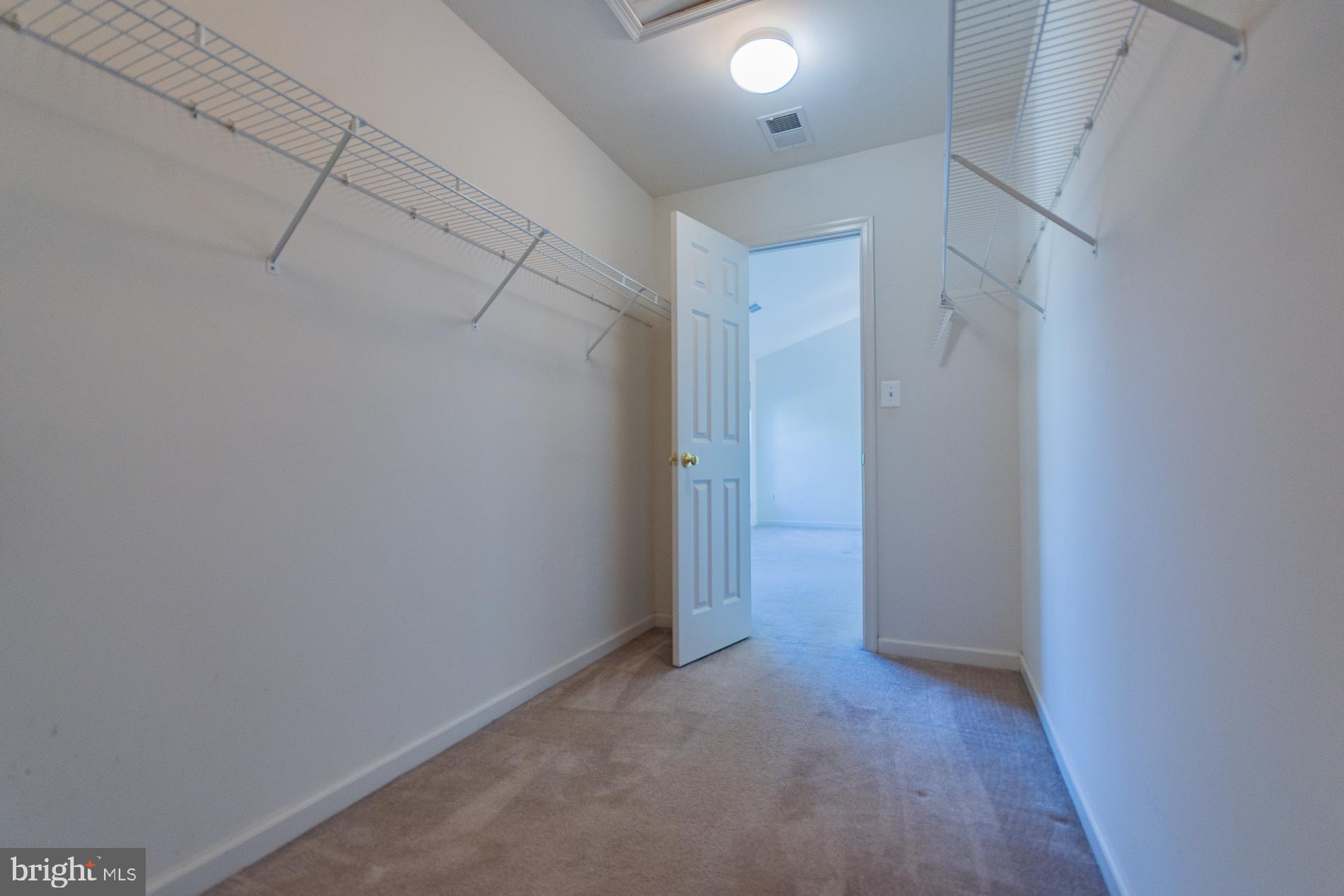 HUNTFIELD - Residential