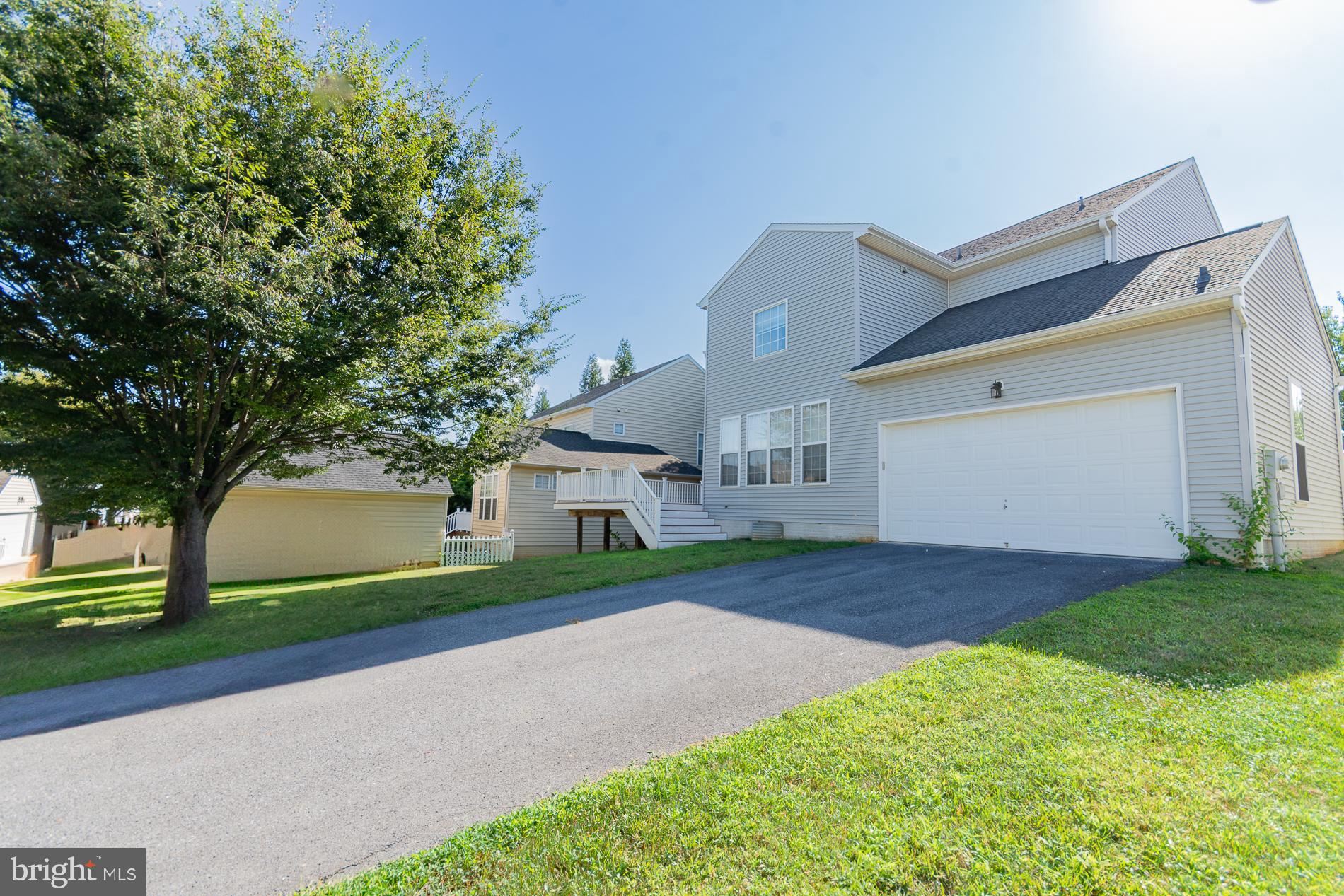 HUNTFIELD - Residential