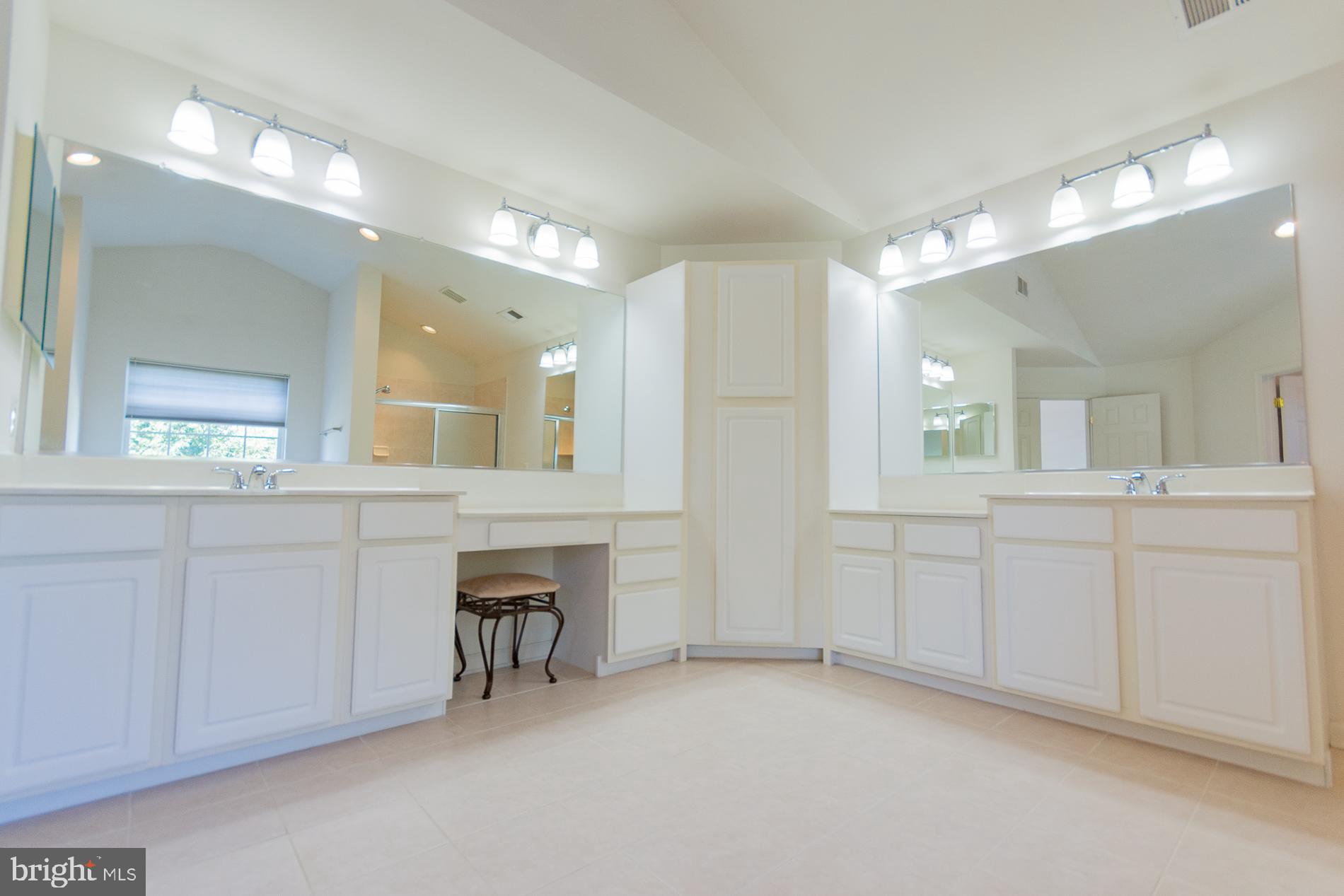 HUNTFIELD - Residential