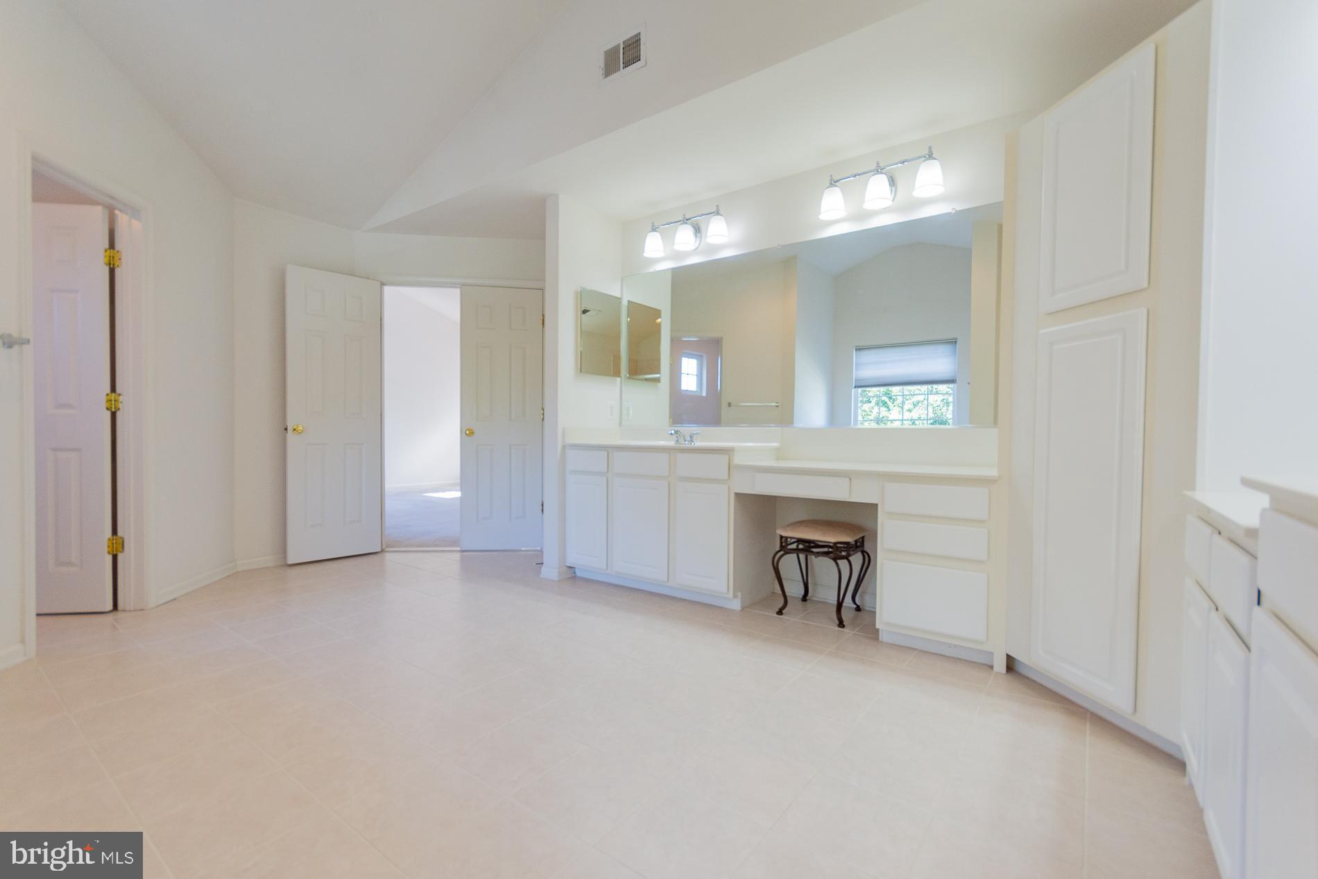 HUNTFIELD - Residential