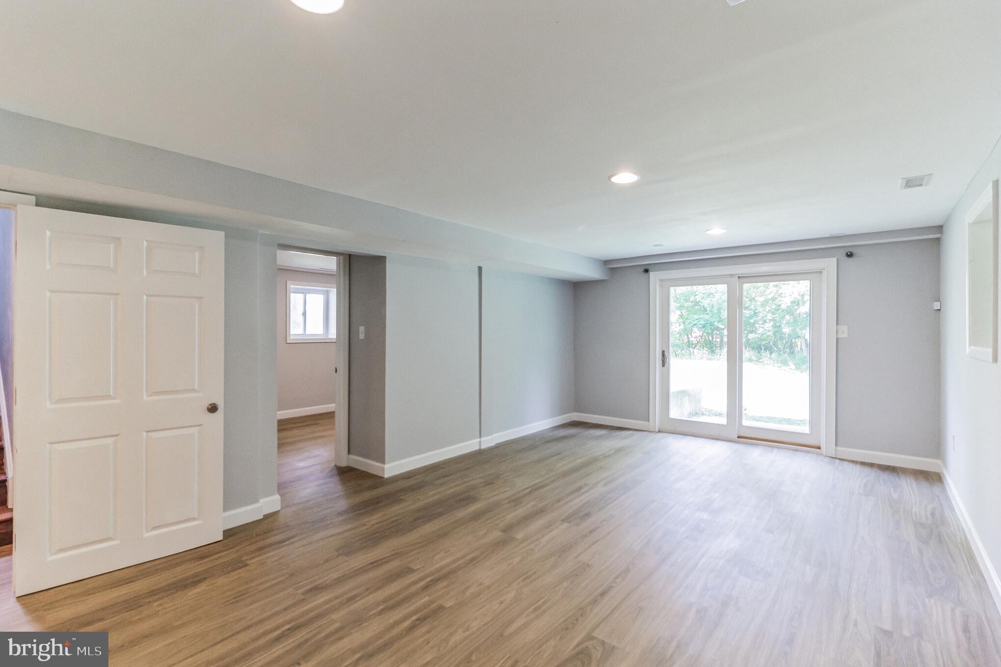 BRIGHTON - Residential