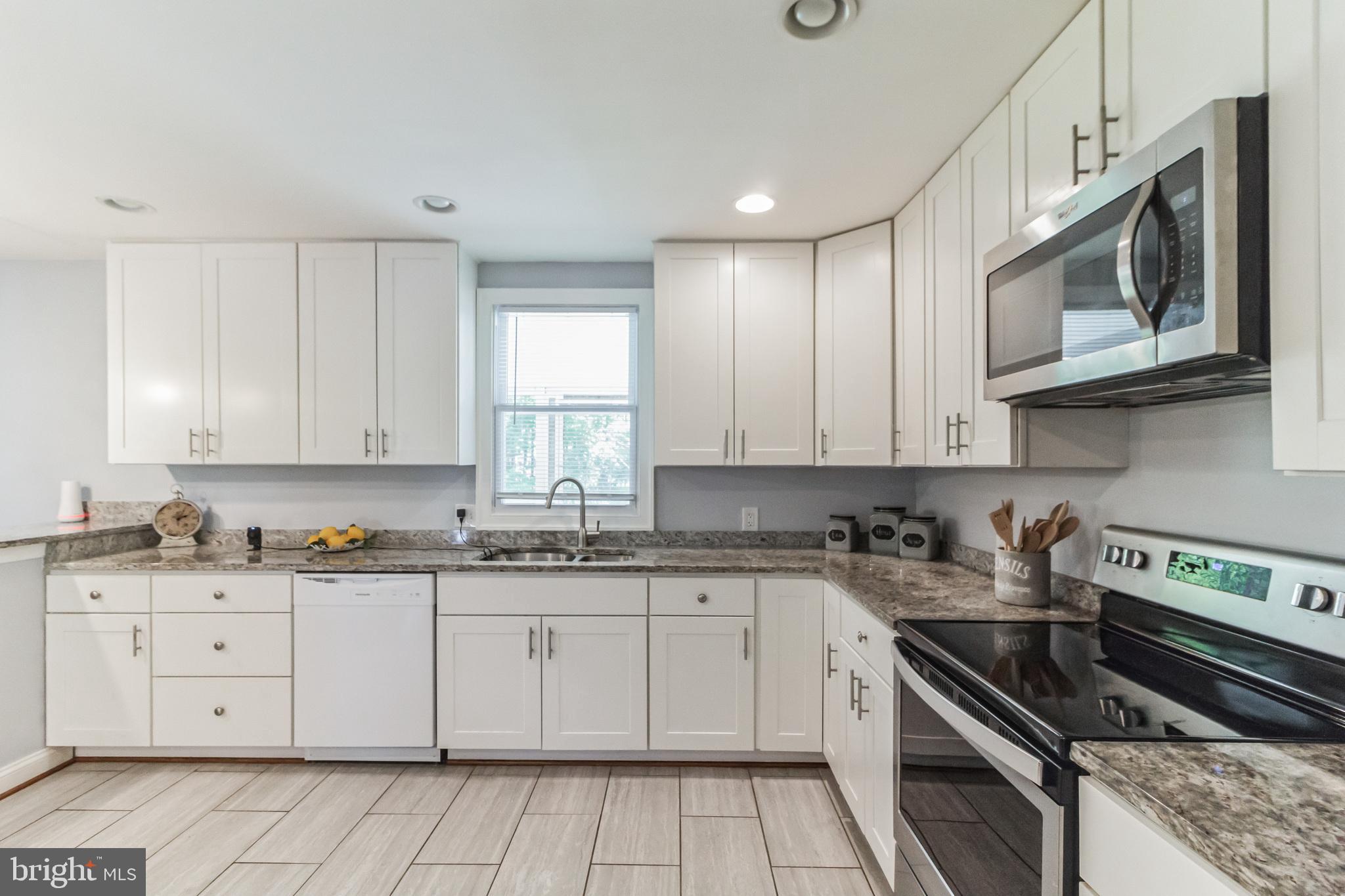 BRIGHTON - Residential