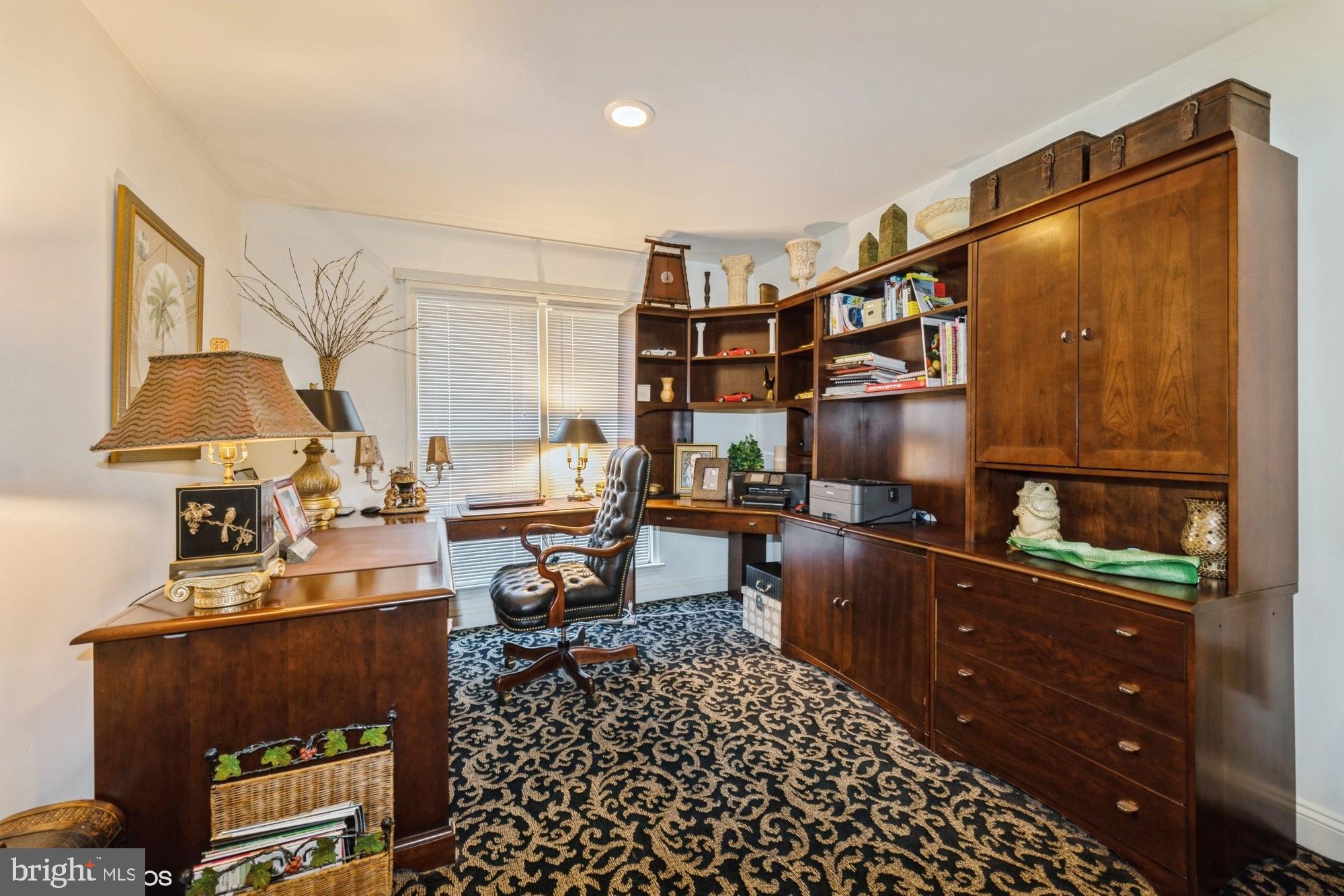 VILLAGE IN THE PARK - Residential