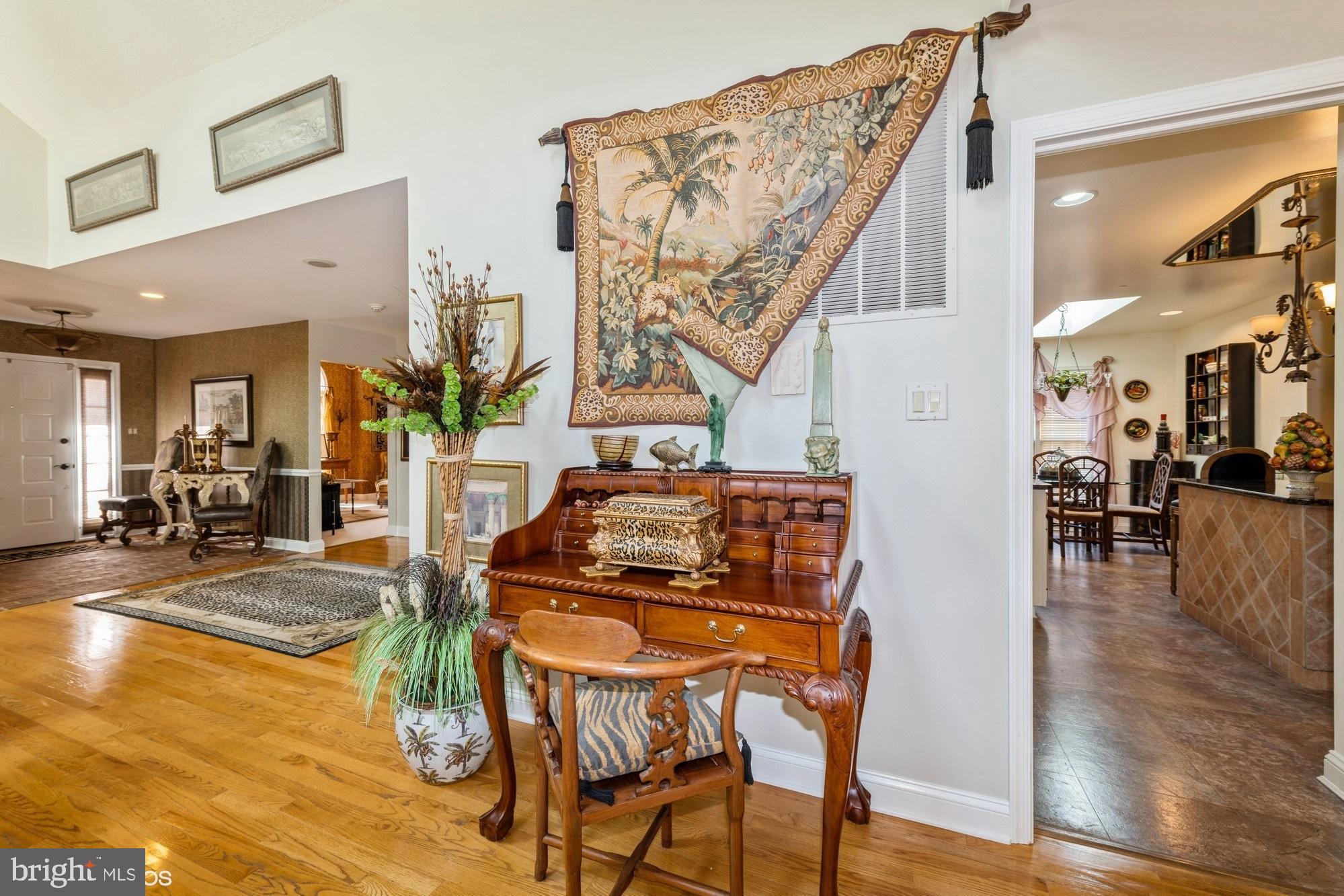 VILLAGE IN THE PARK - Residential