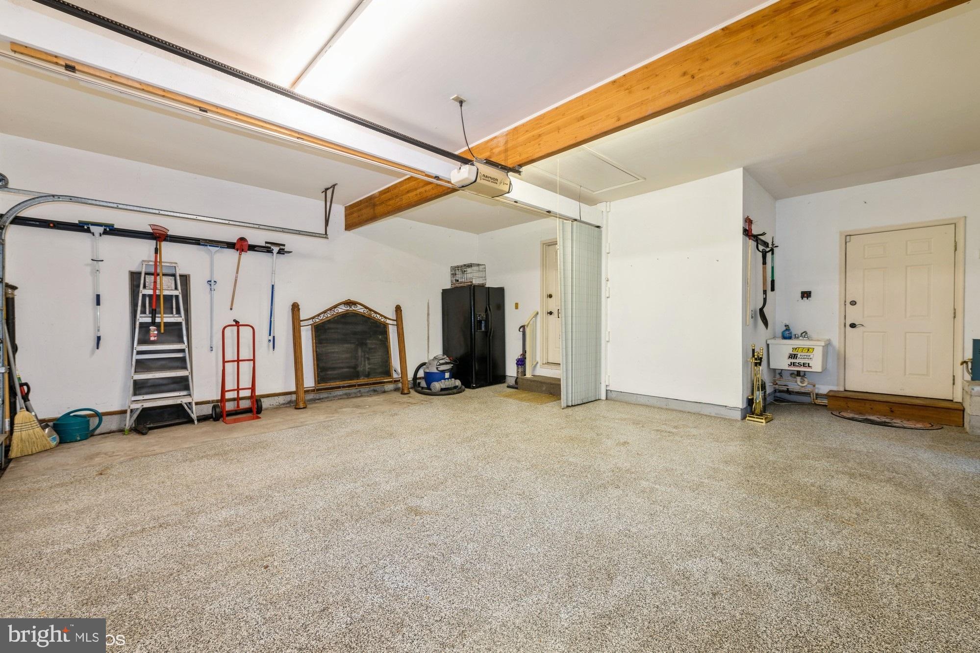 VILLAGE IN THE PARK - Residential