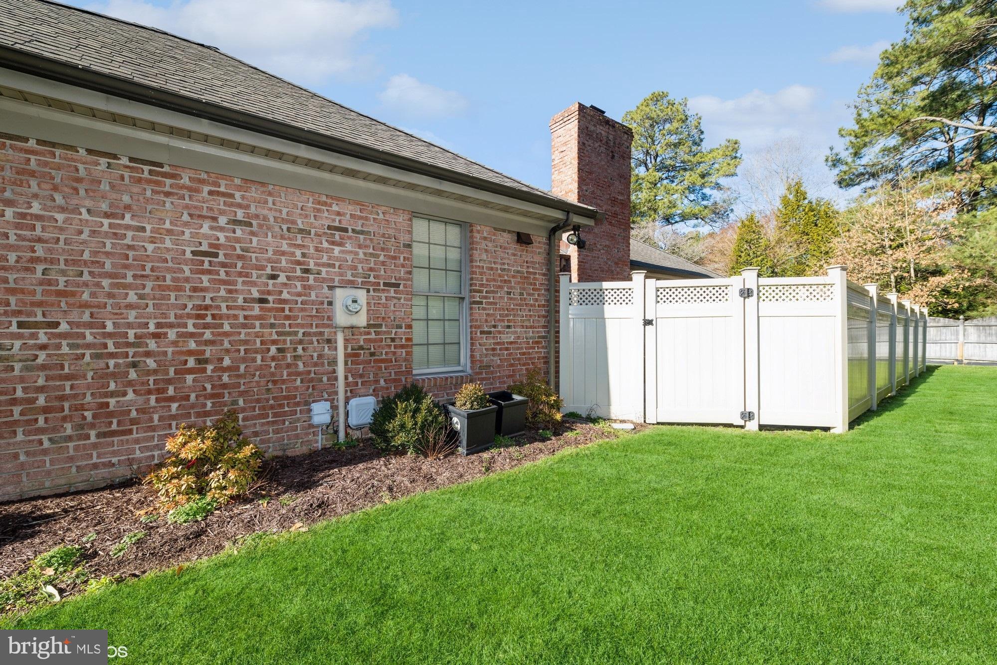 VILLAGE IN THE PARK - Residential