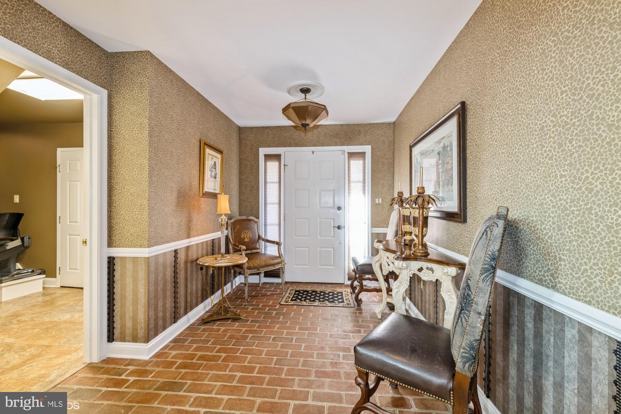 VILLAGE IN THE PARK - Residential