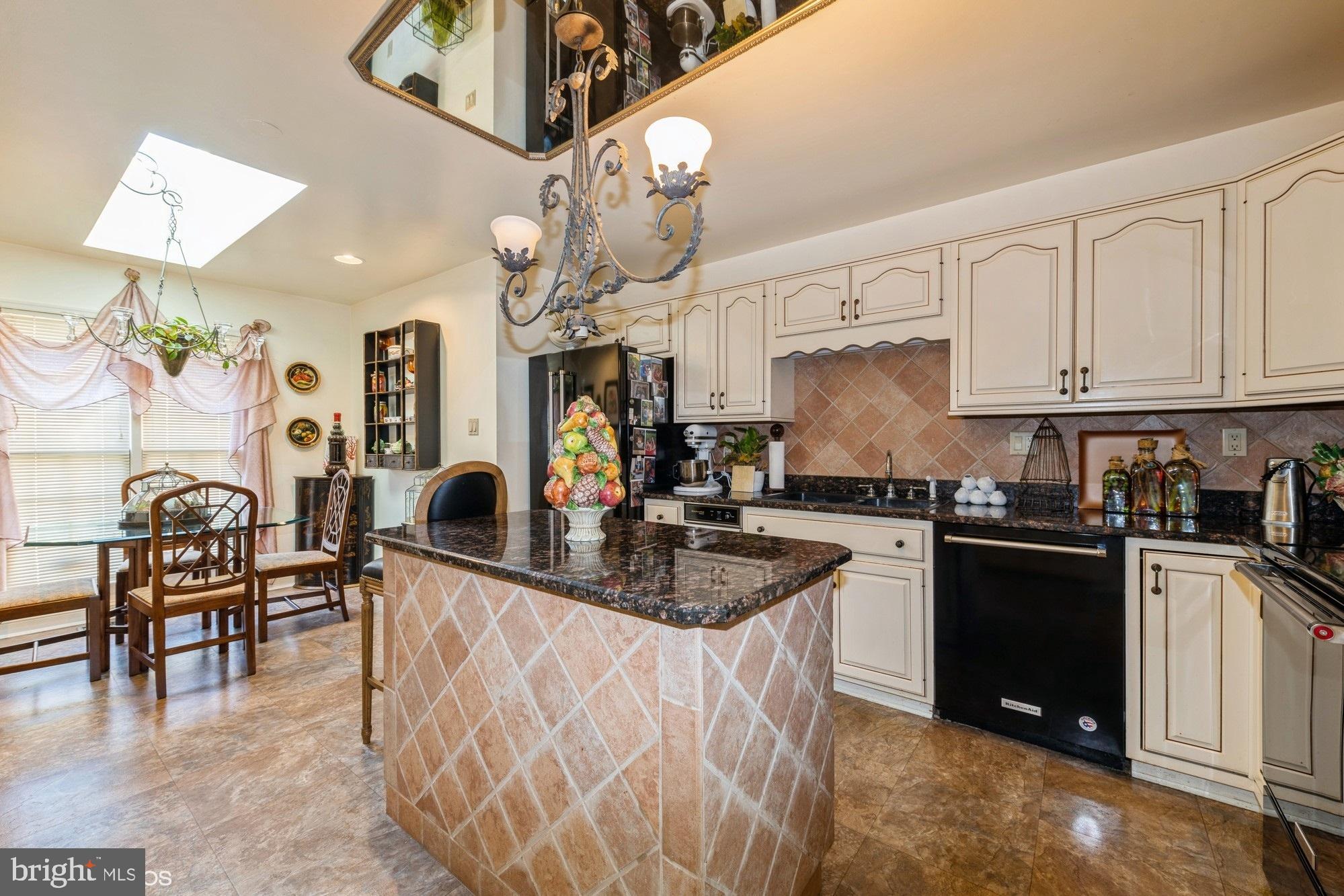 VILLAGE IN THE PARK - Residential