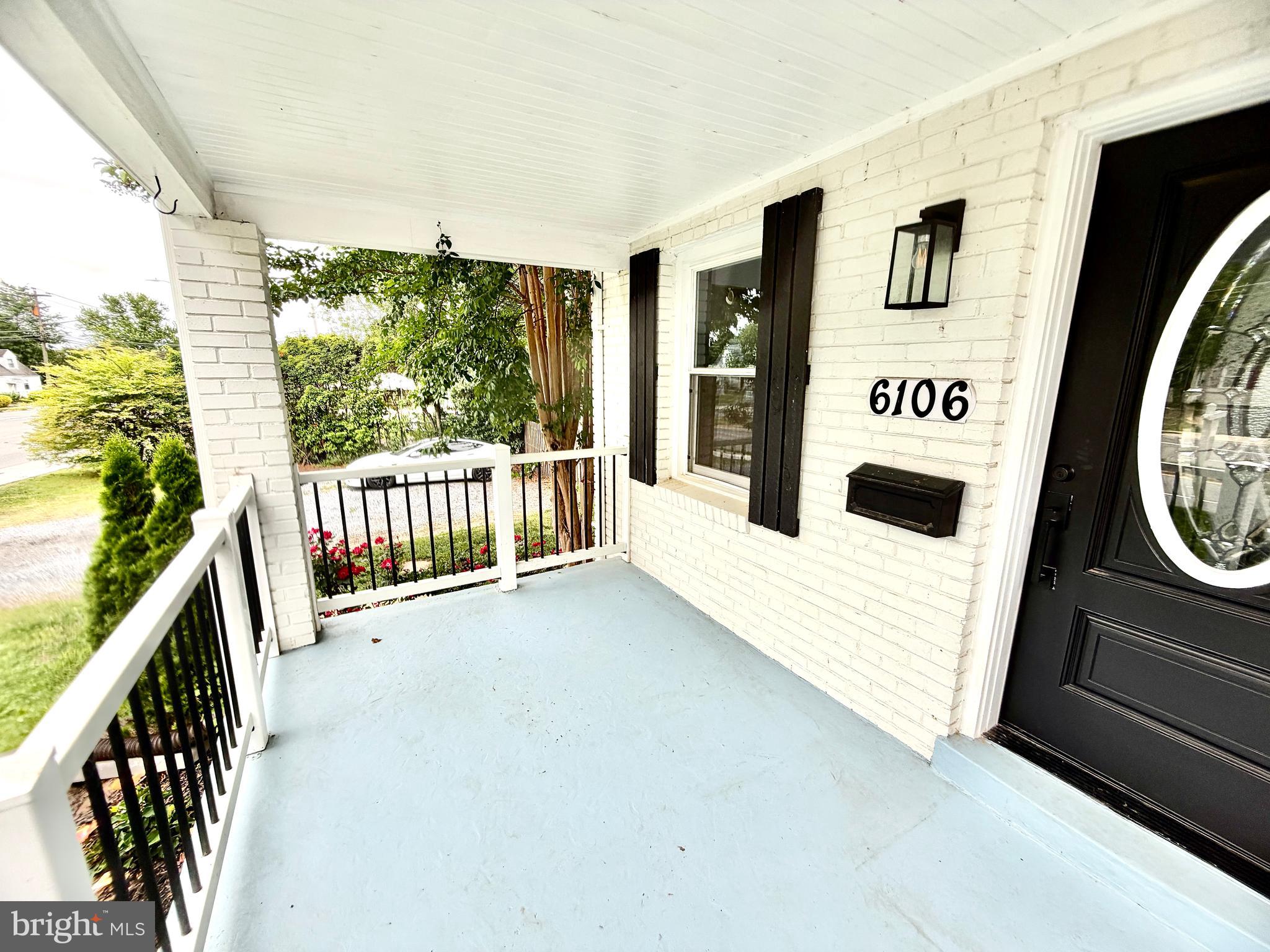 6106 N KINGS HIGHWAY