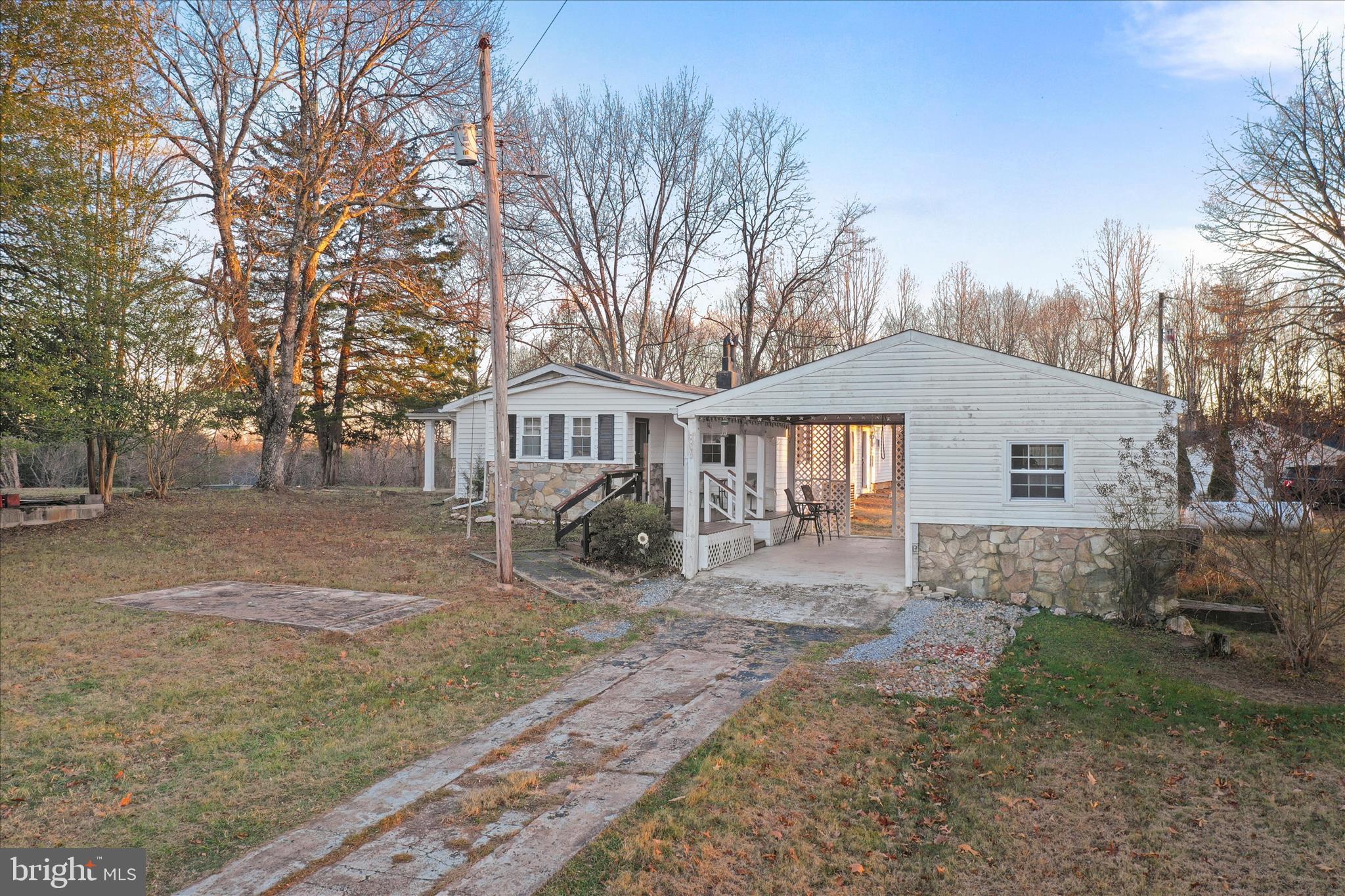 464 CASTLETON FORD ROAD