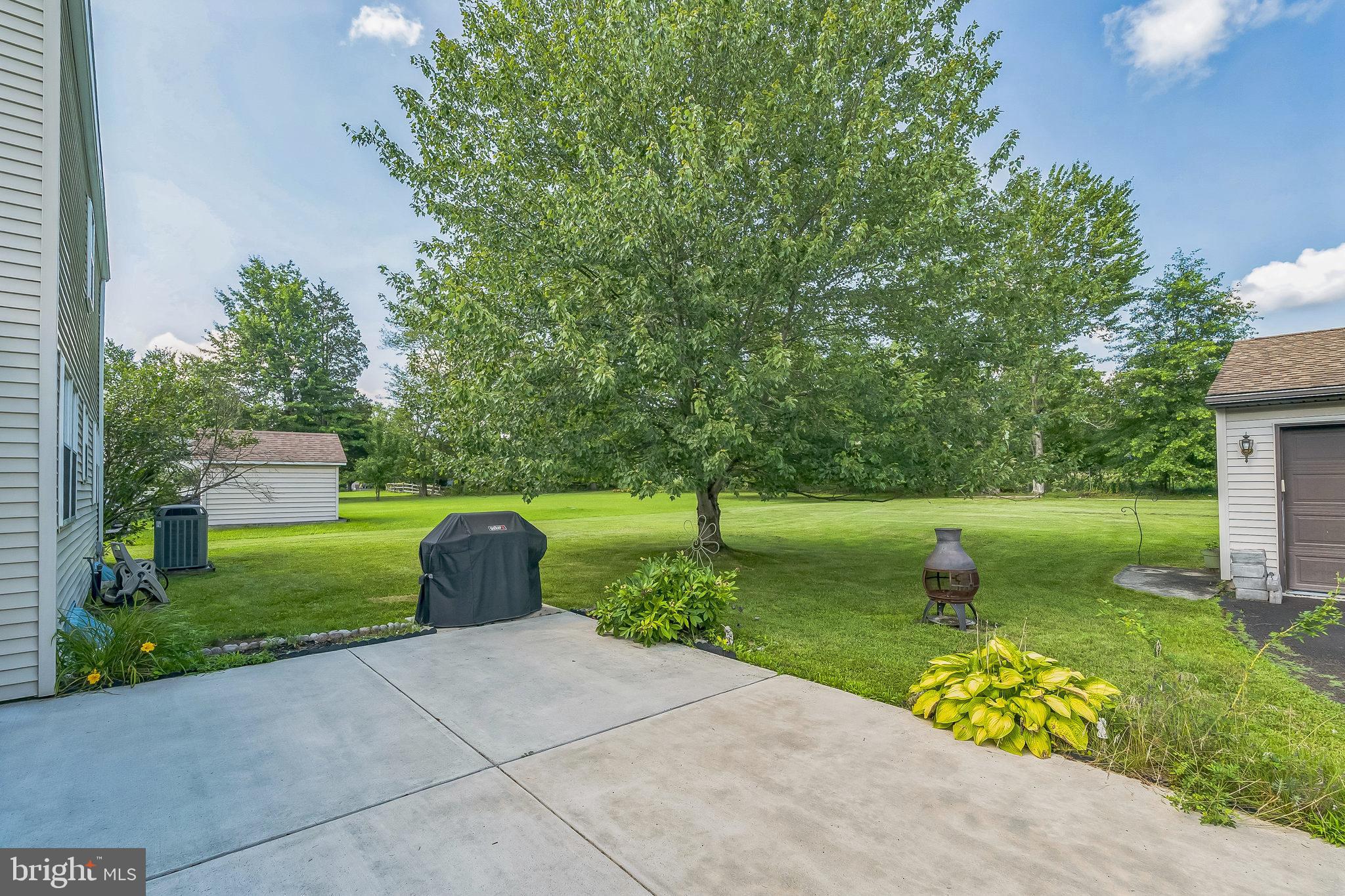 2078 BRENTWOOD DRIVE