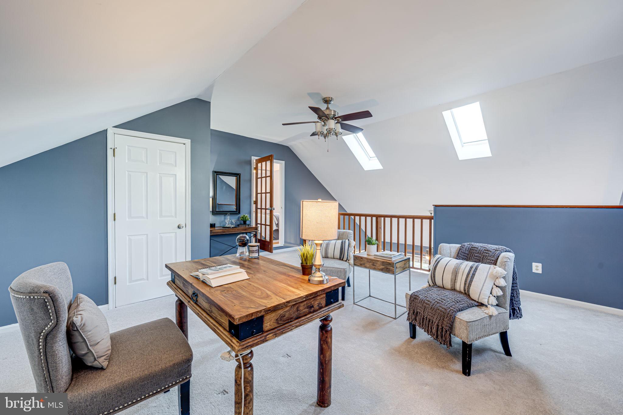 WAYNEWOOD - Residential