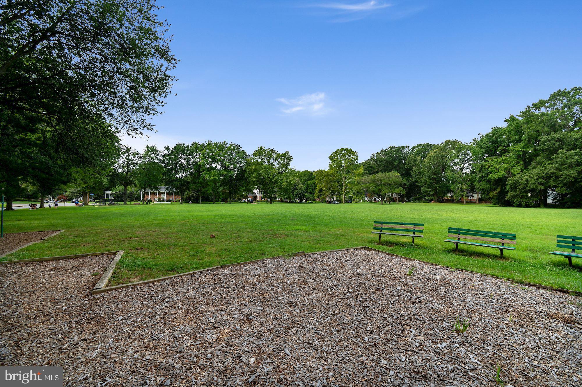 WAYNEWOOD - Residential