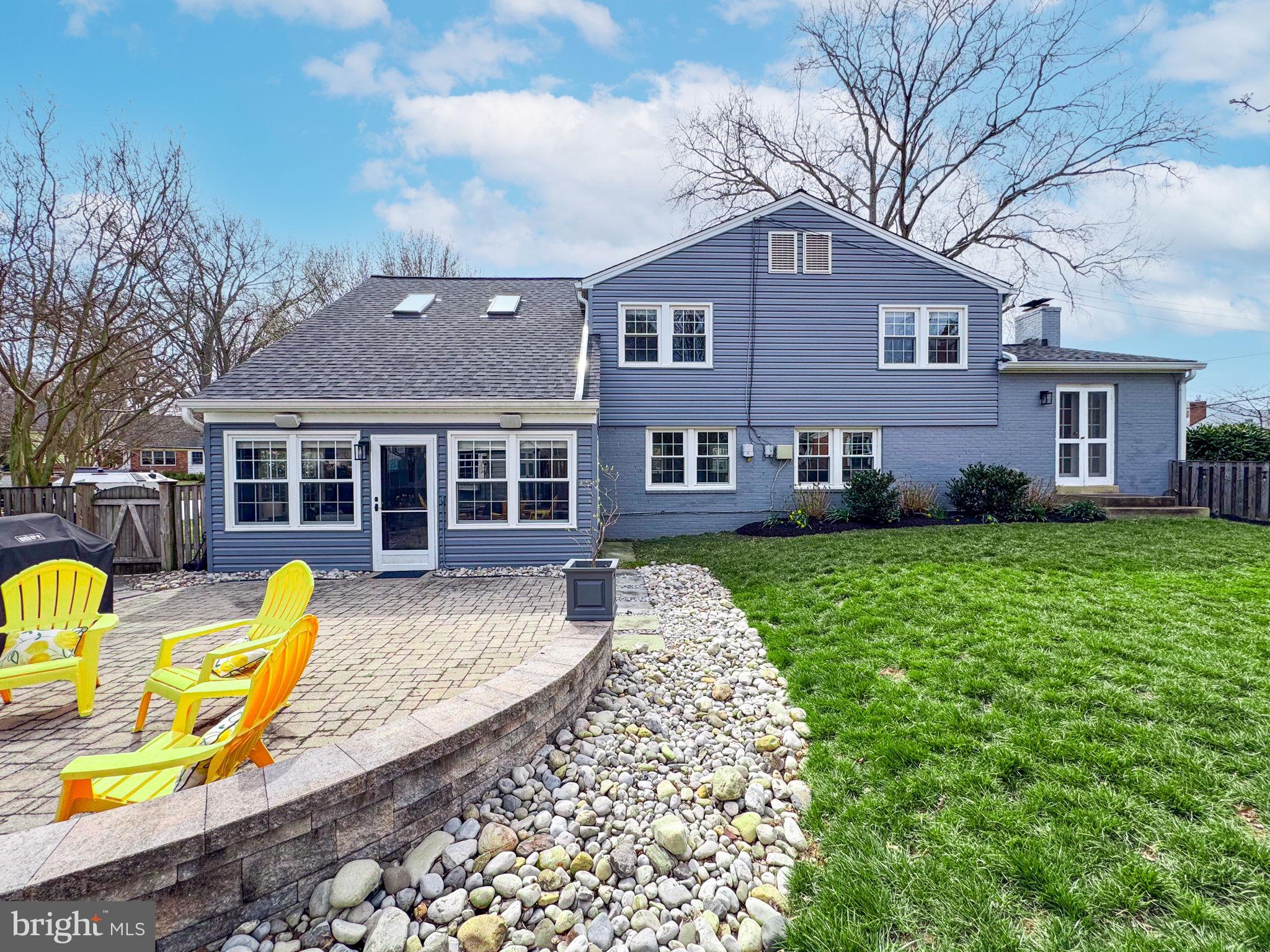 WAYNEWOOD - Residential