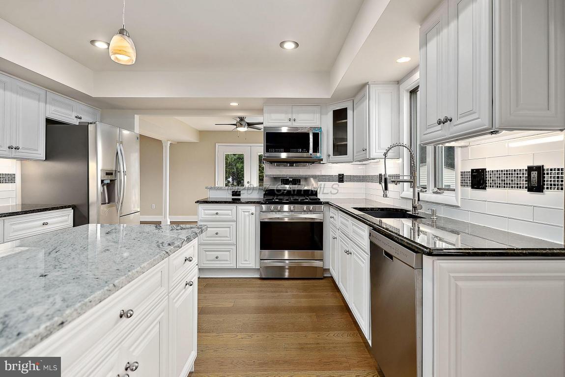 GULL CREEK ESTATES - Residential