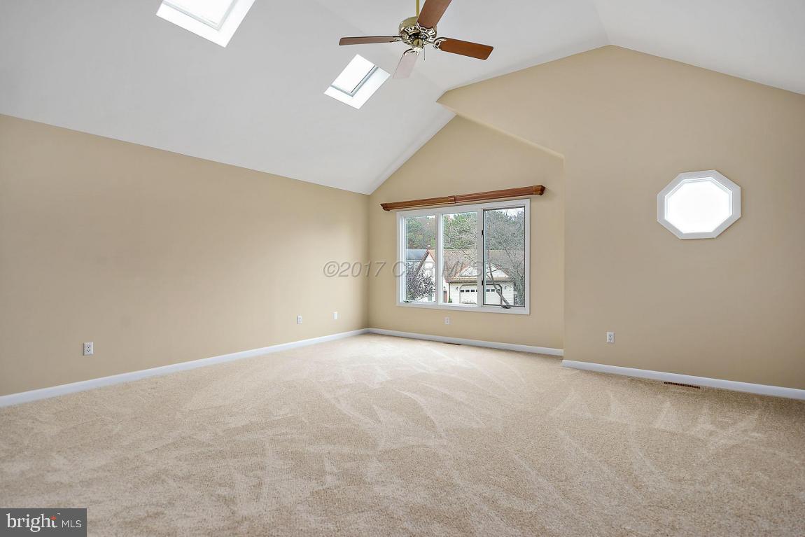 GULL CREEK ESTATES - Residential