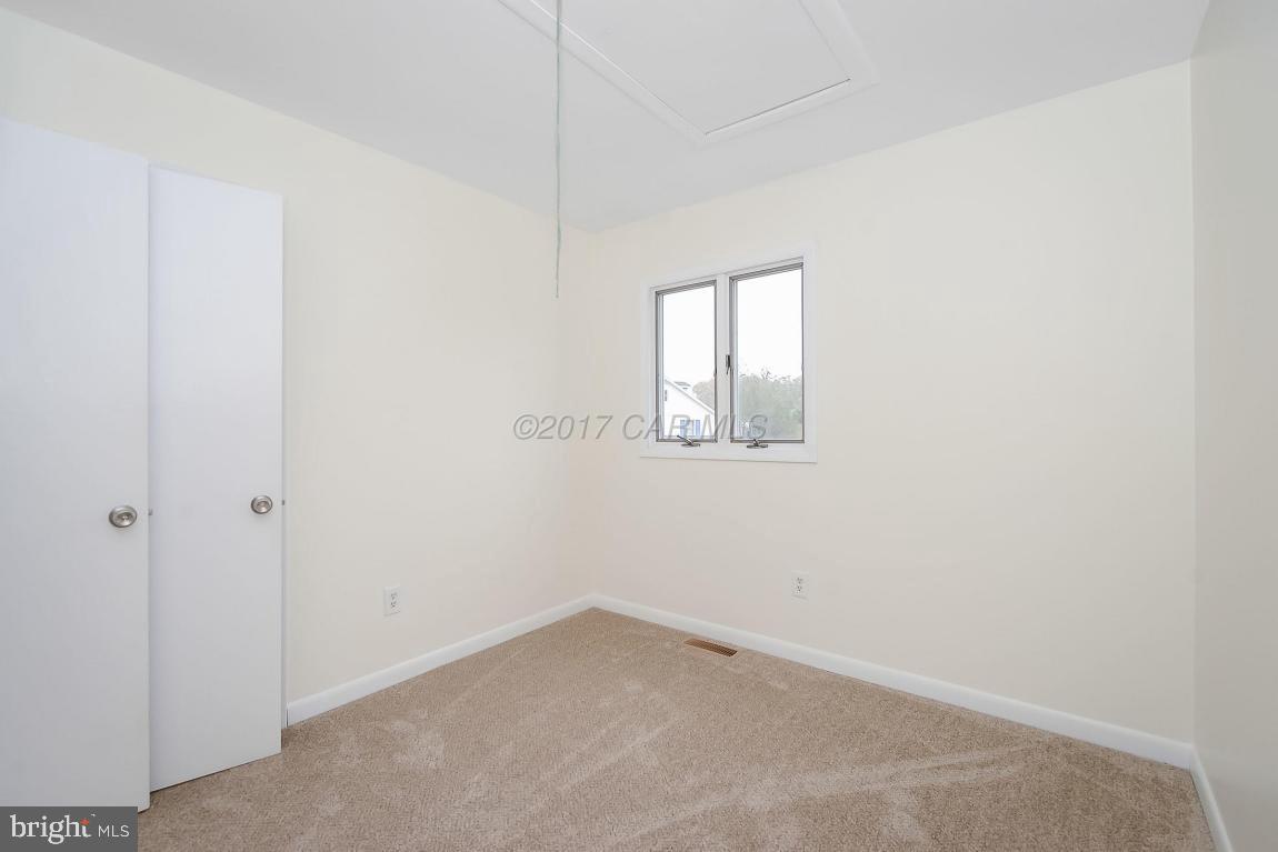 GULL CREEK ESTATES - Residential