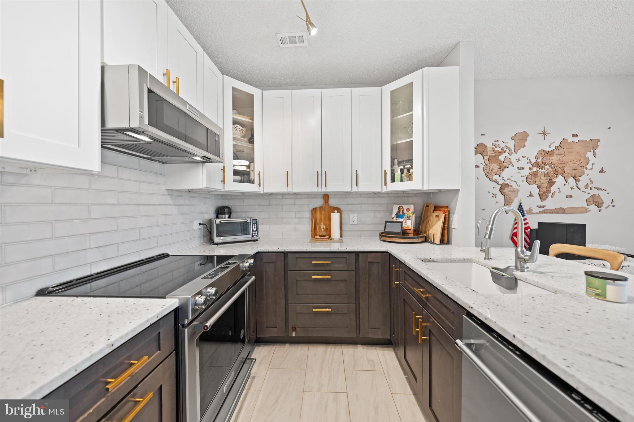 247 S PICKETT STREET S S 302