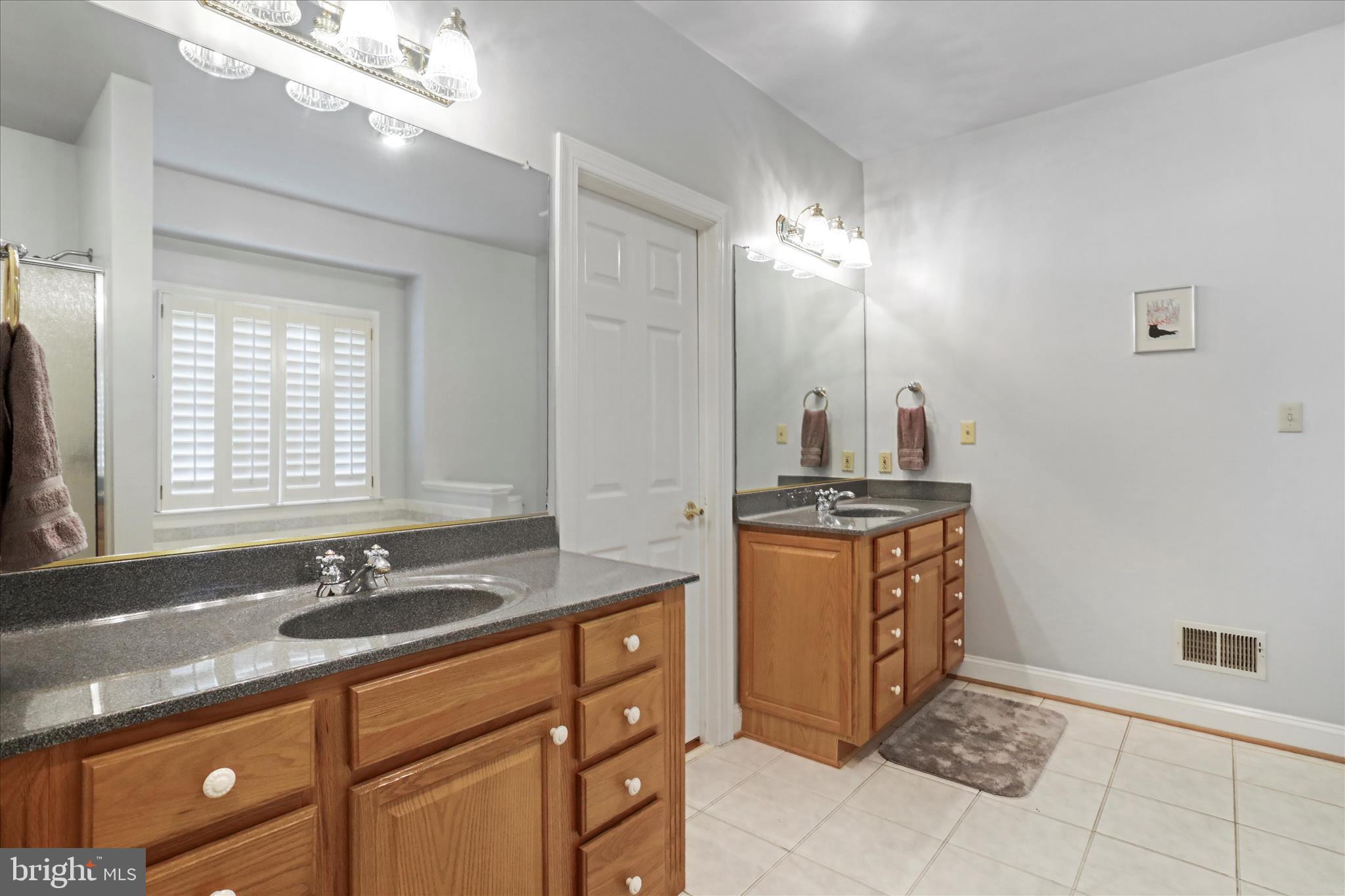 HERMITAGE - Residential